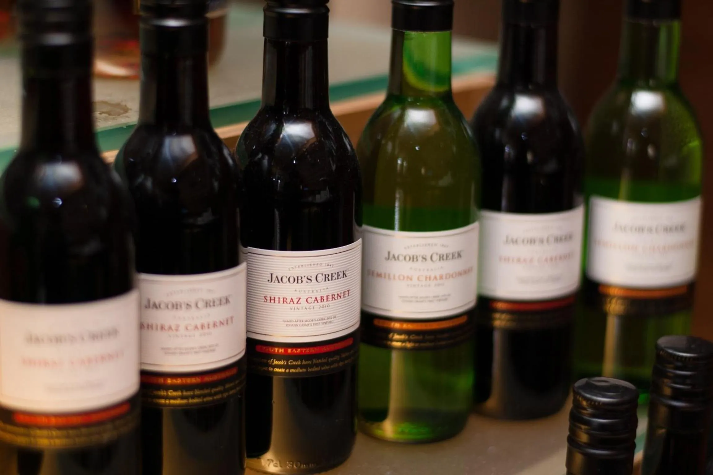 Lounge or bar in Days Inn Hyde Park