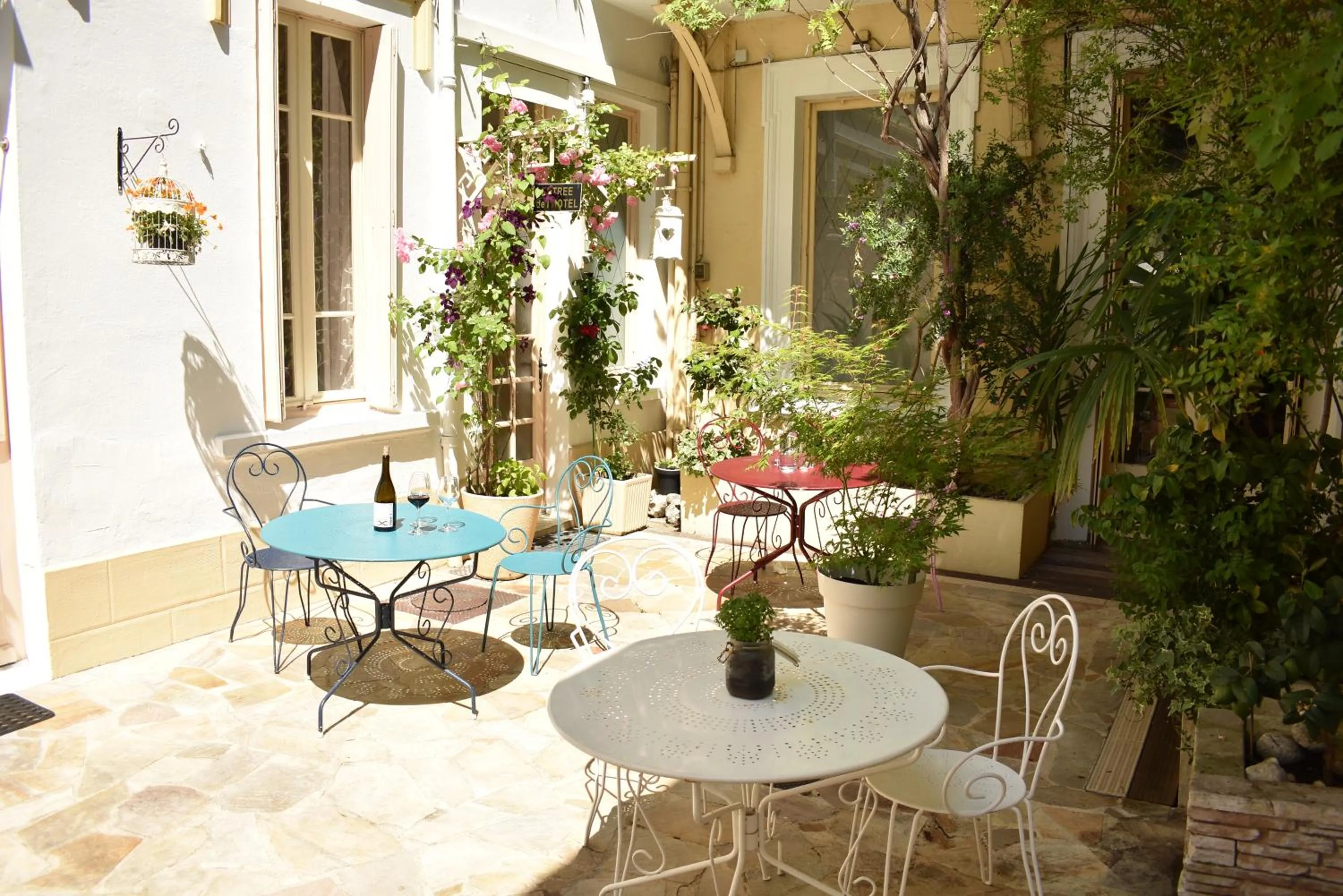 Patio in Hôtel Henri IV