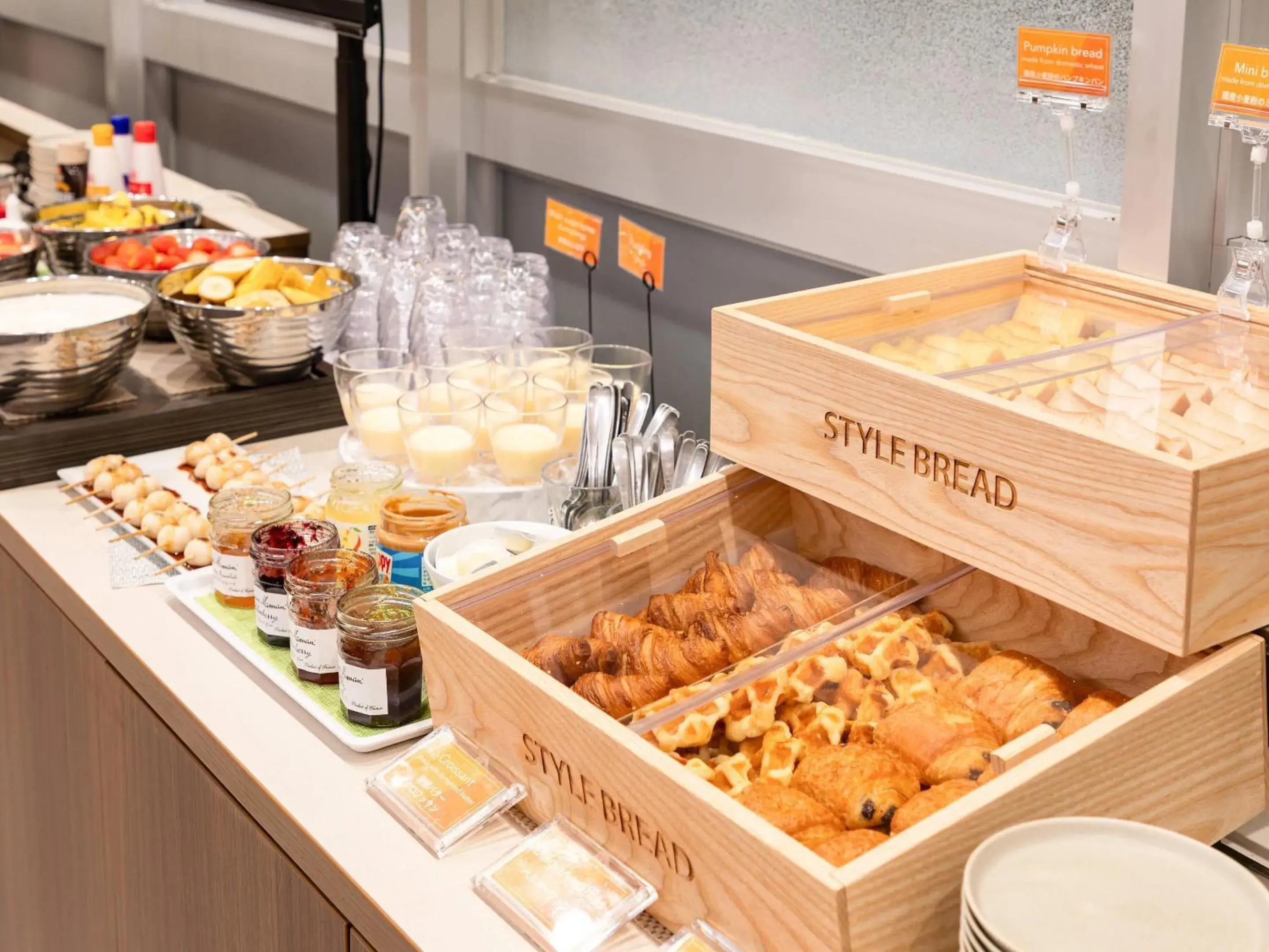 Breakfast in Comfort Hotel ERA Tokyo Higashi Kanda Breakfast in Comfort Hotel ERA Tokyo Higashi Kanda