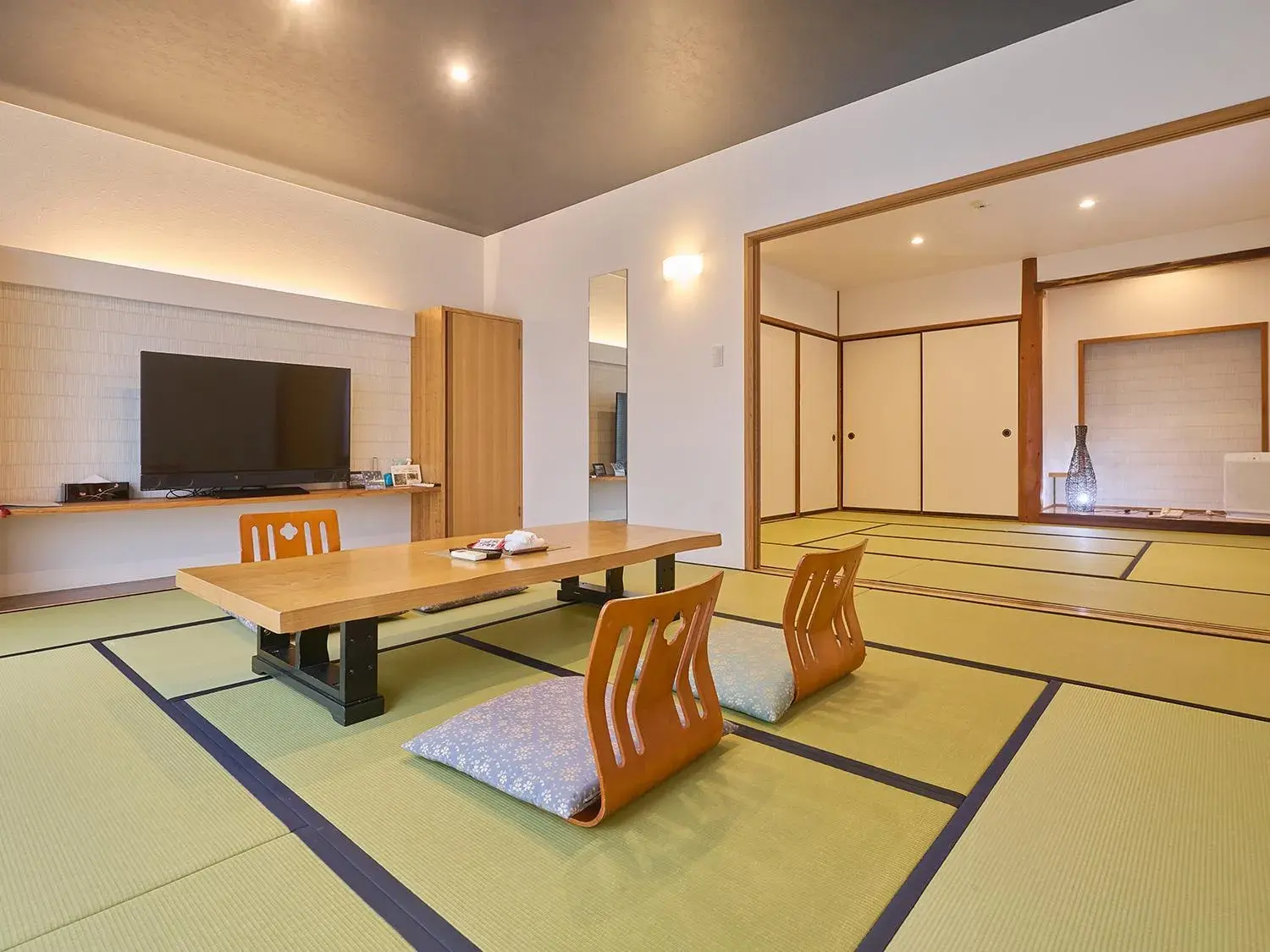 Photo of the whole room in Chikurakutei Photo of the whole room in Chikurakutei