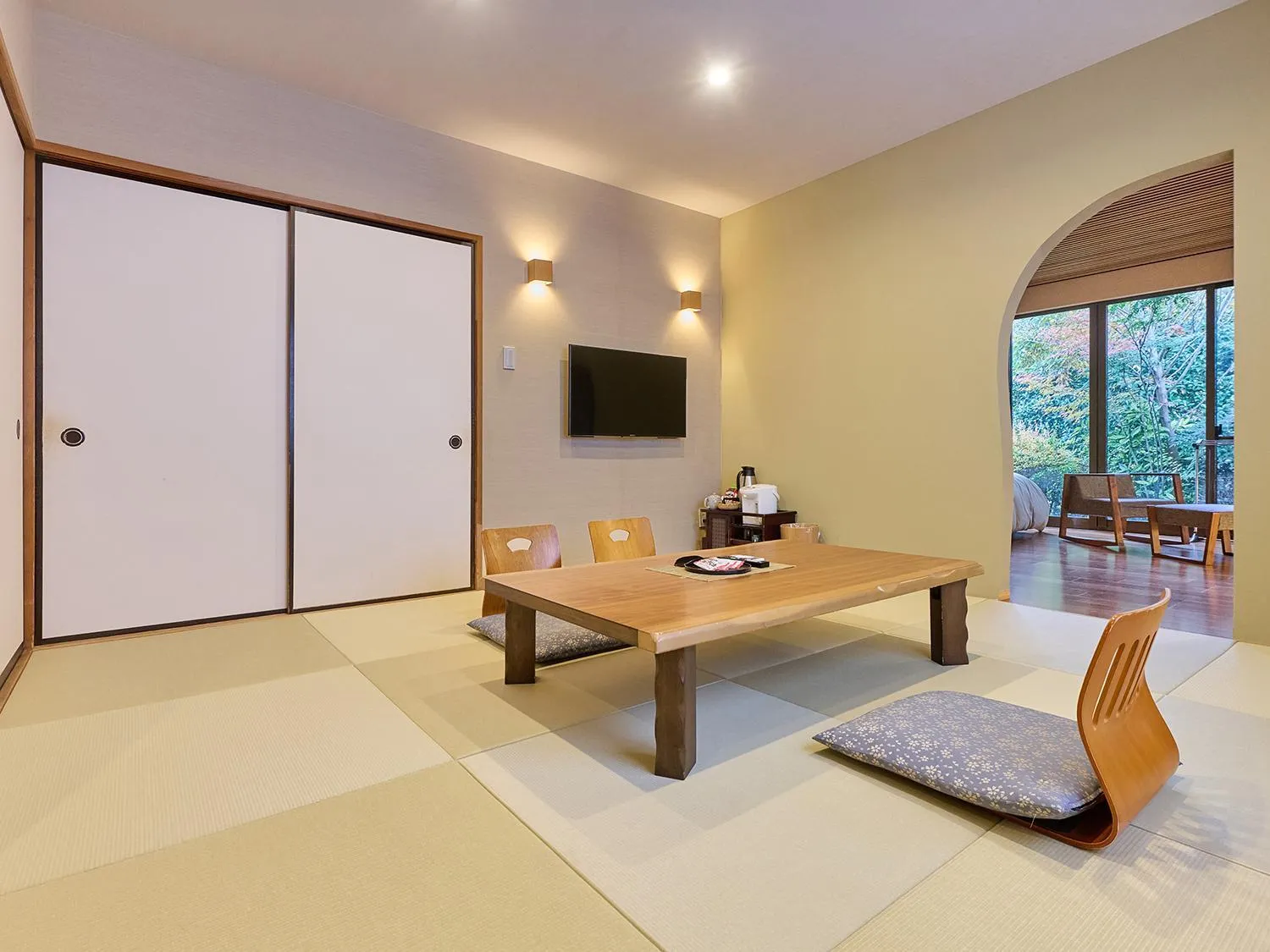 Photo of the whole room in Chikurakutei