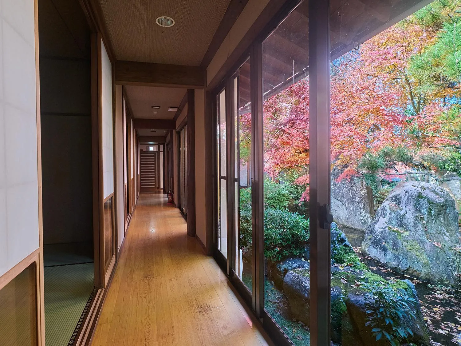 Area and facilities in Chikurakutei