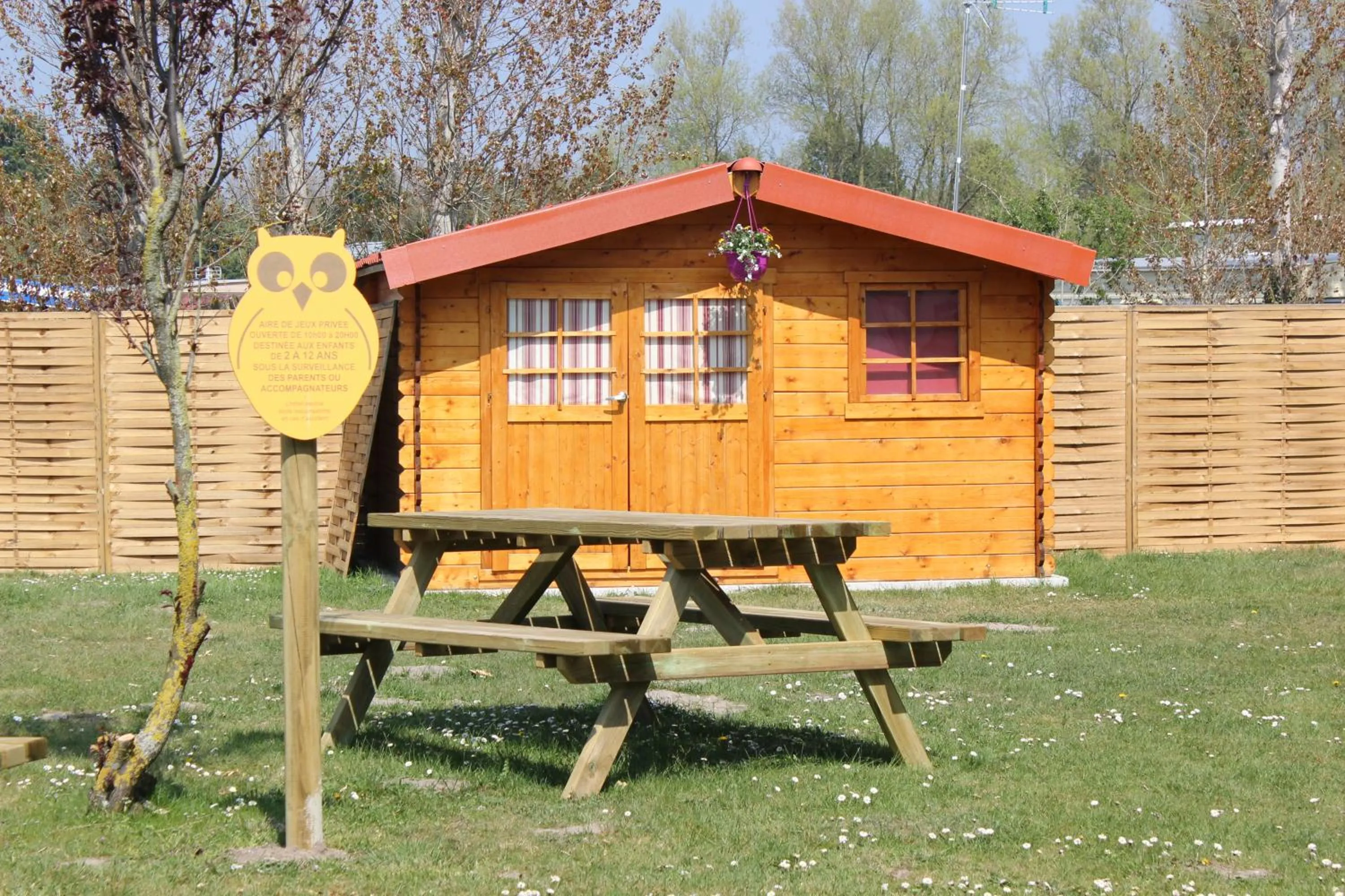 Patio in B&B HOTEL Berck-sur-Mer Rang-du-Fliers