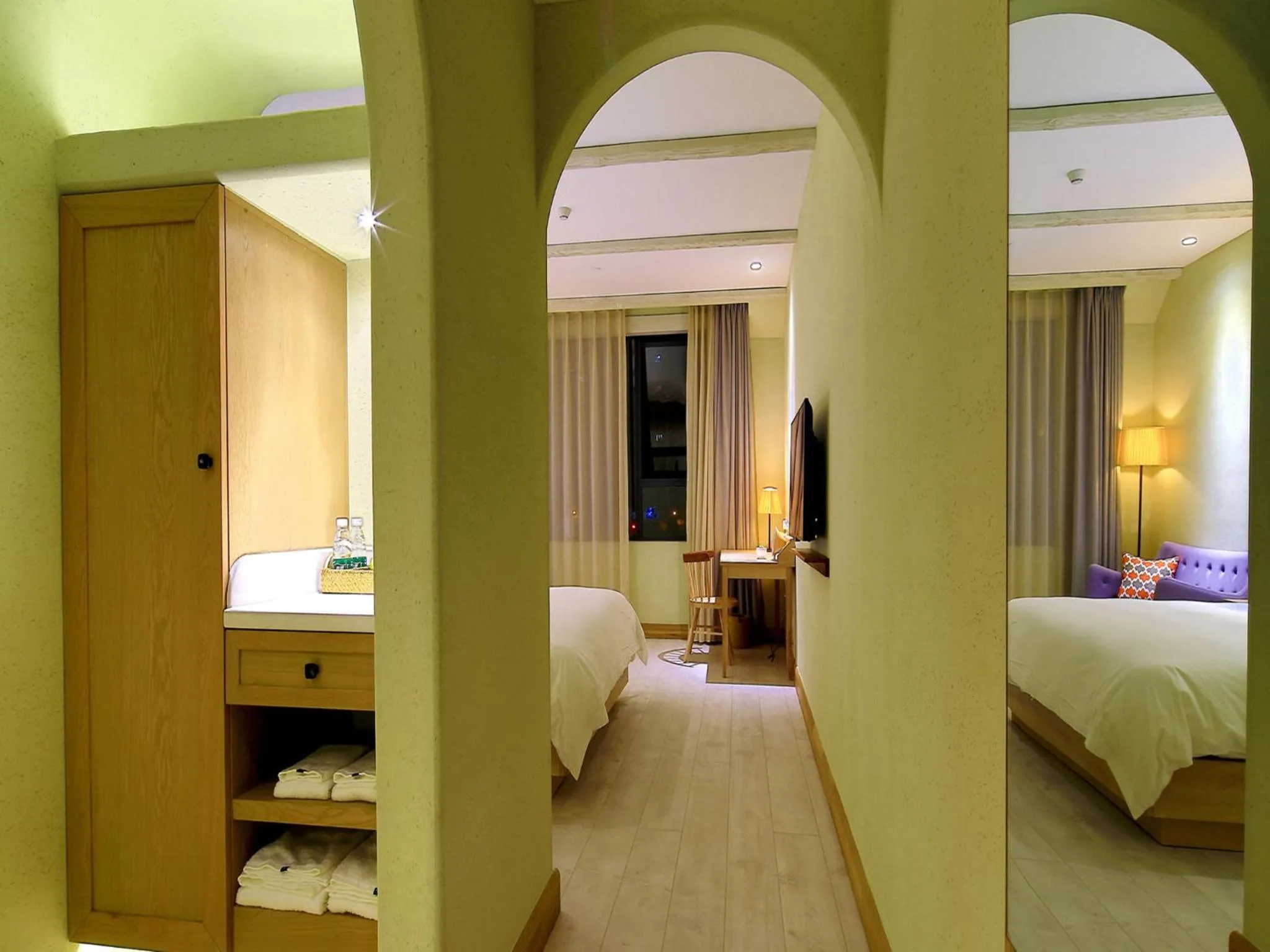 Photo of the whole room, Bed in EBO Hotel Zijin gang Asian Games Park Store Zhejiang university