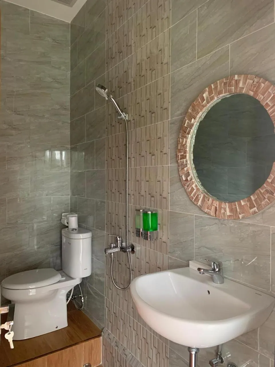 Shower in The Carik Bisma Ubud