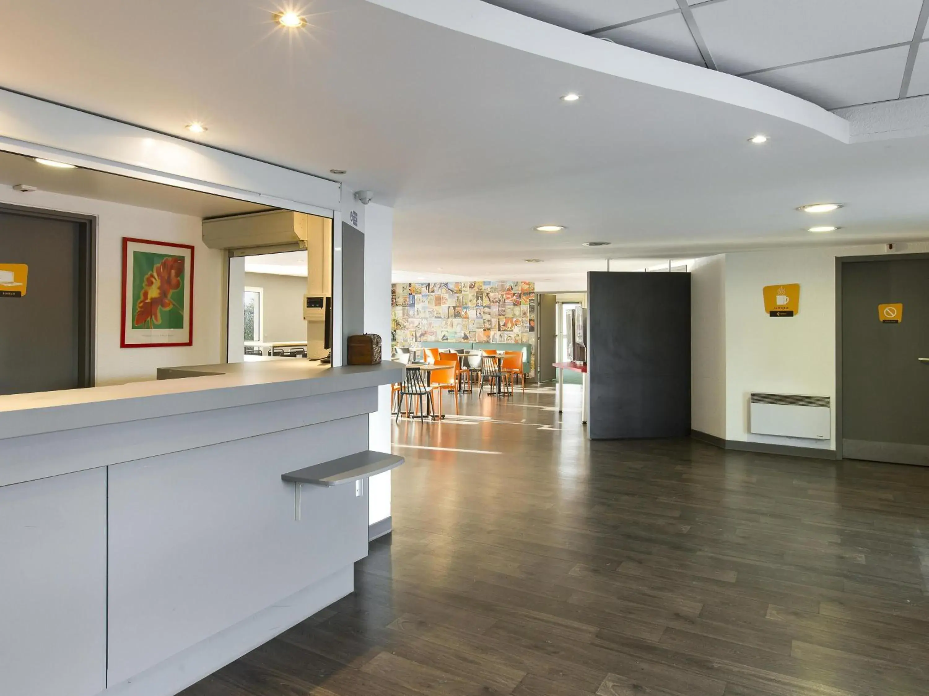 Property building in hotelF1 Igny Massy TGV Property building in hotelF1 Igny Massy TGV