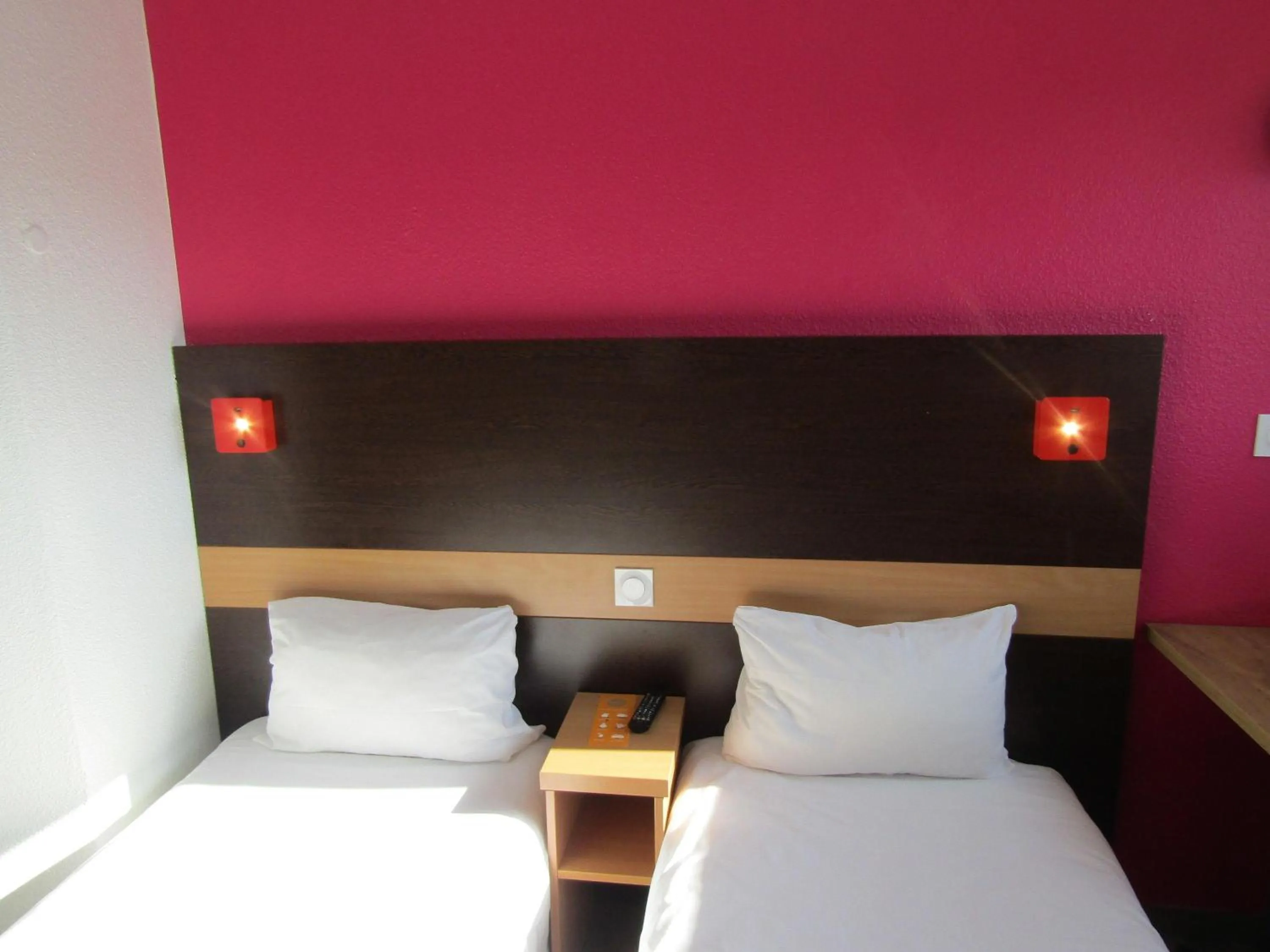 Bedroom, Bed in hotelF1 Nemours