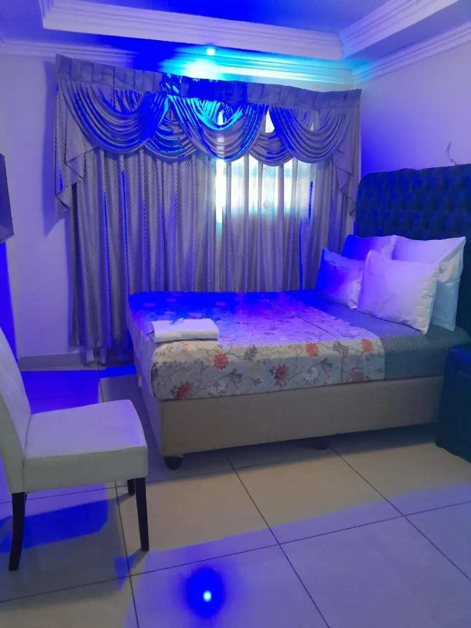 Zurich garden lodge benoni