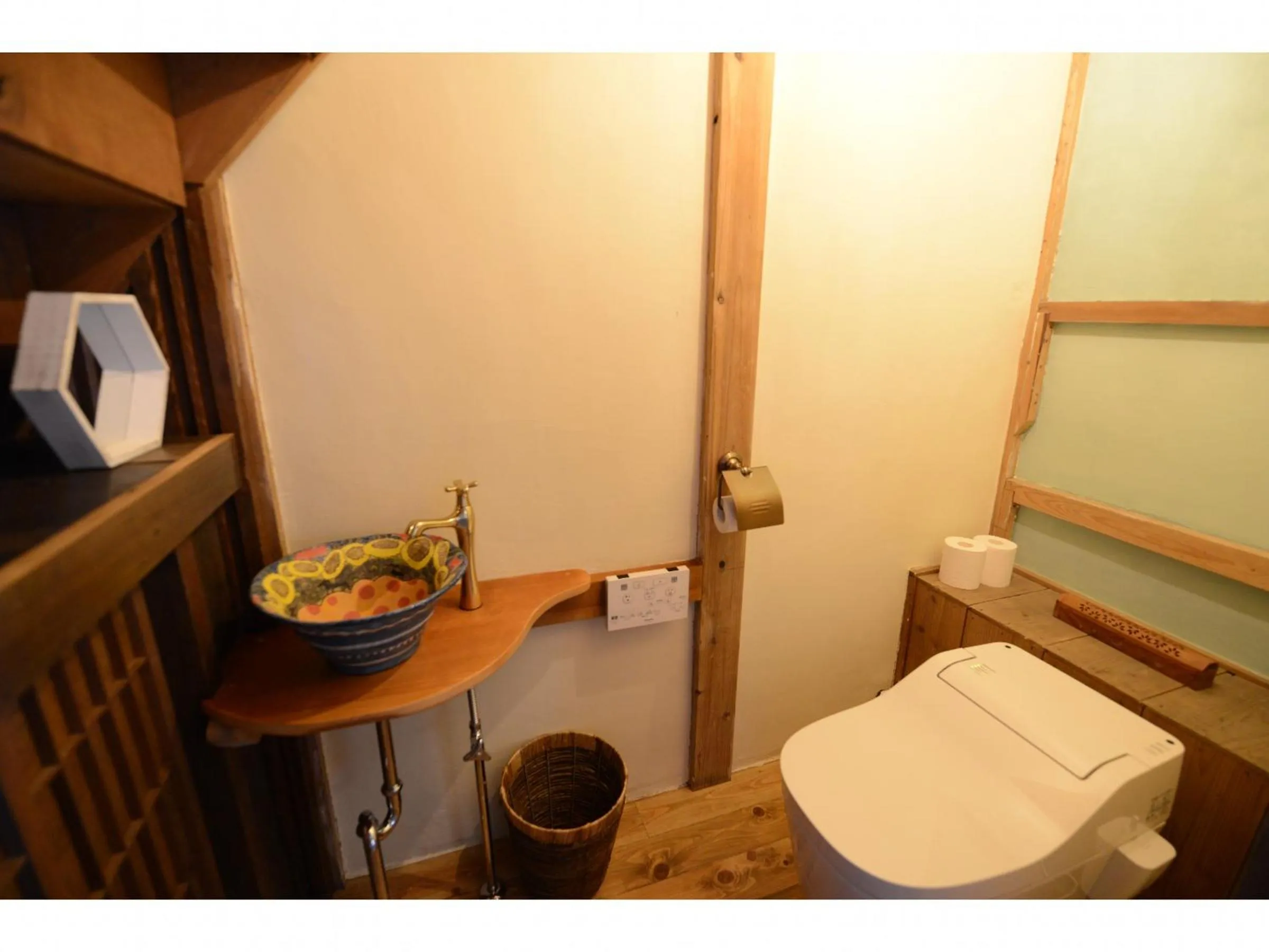 Toilet in Taketa Ekimae Hostel cue