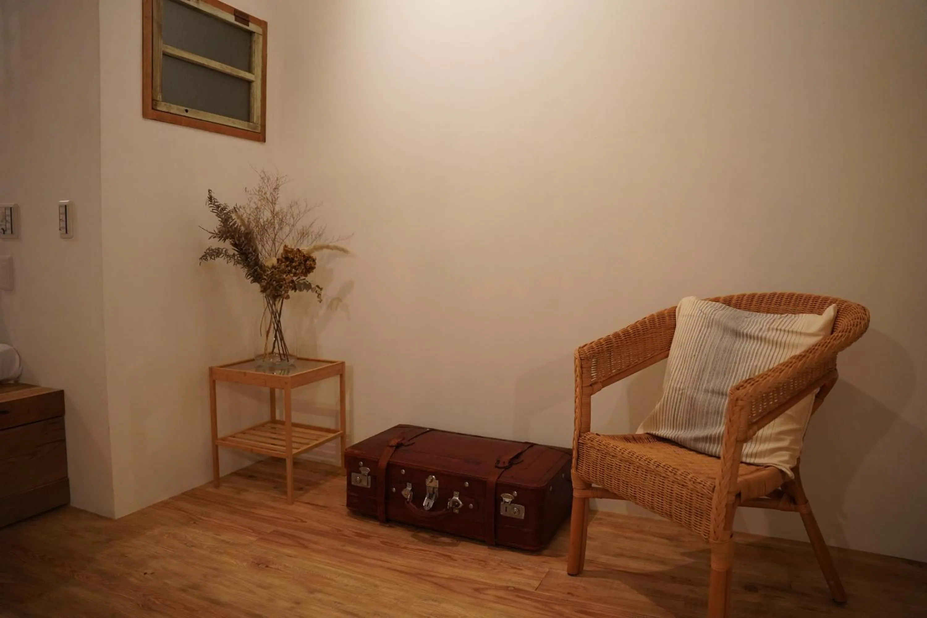 Photo of the whole room in Taketa Ekimae Hostel cue