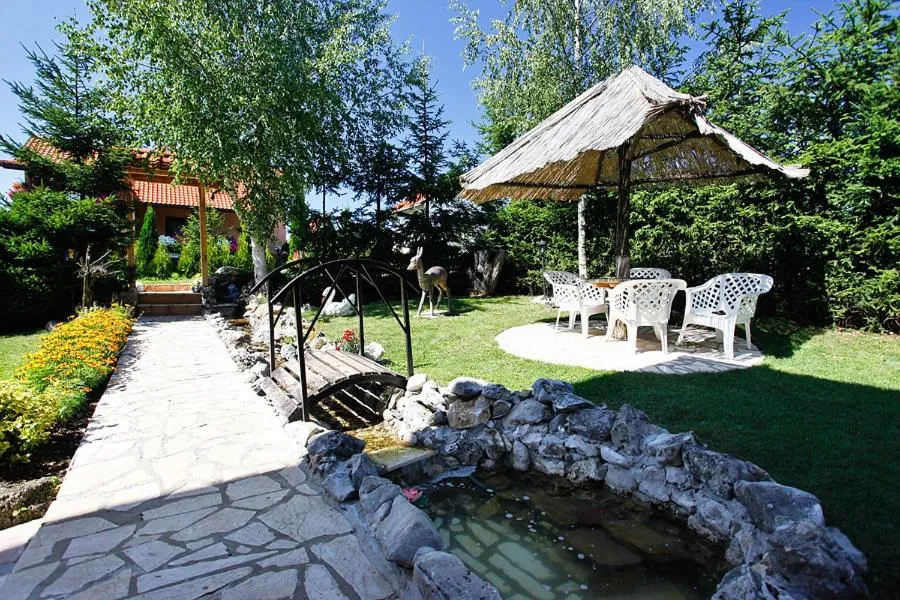 Garden in Apartments Milena Zlatibor - Dvorište & Parking