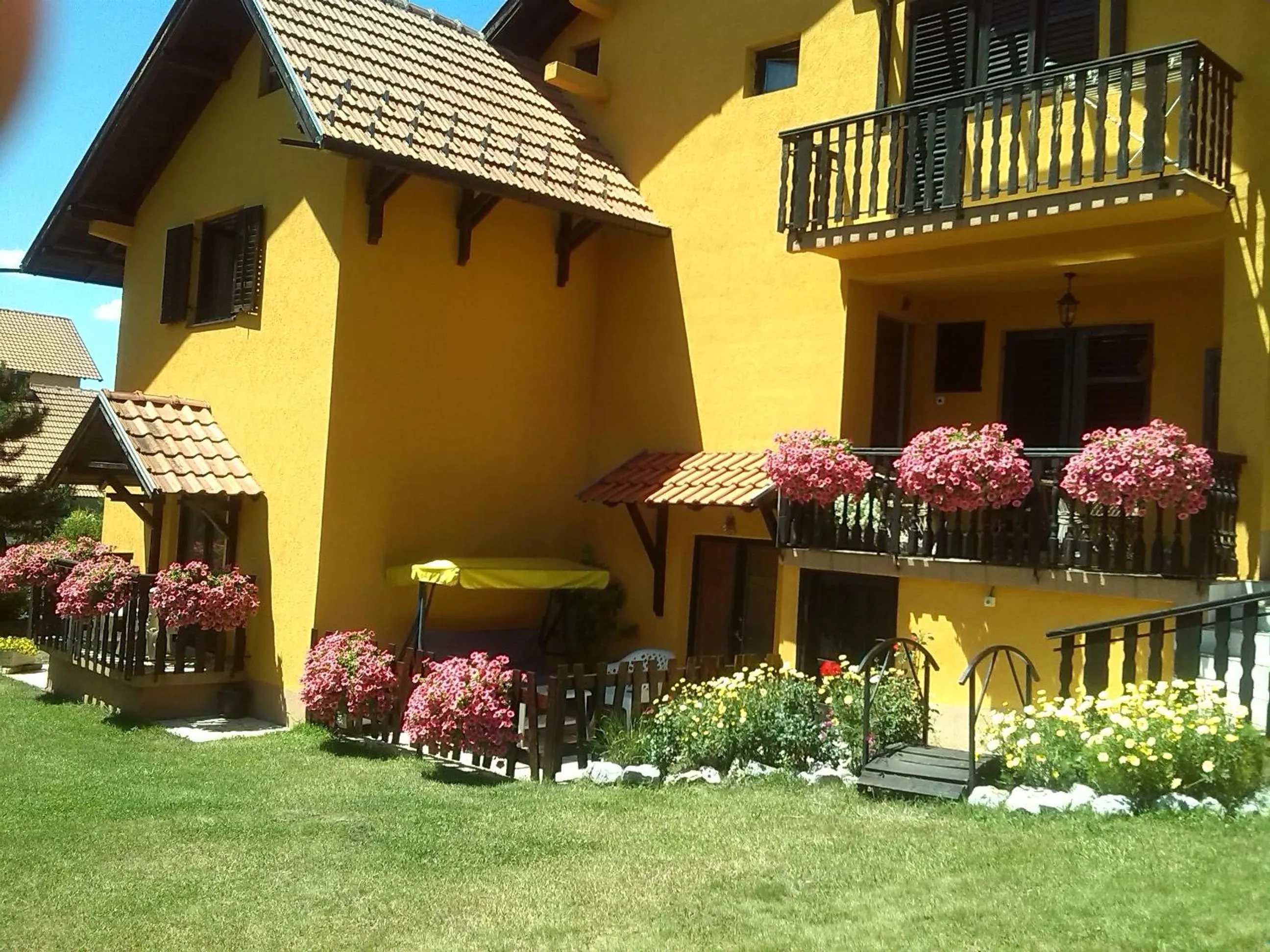 Apartments Milena Zlatibor - Dvorište & Parking