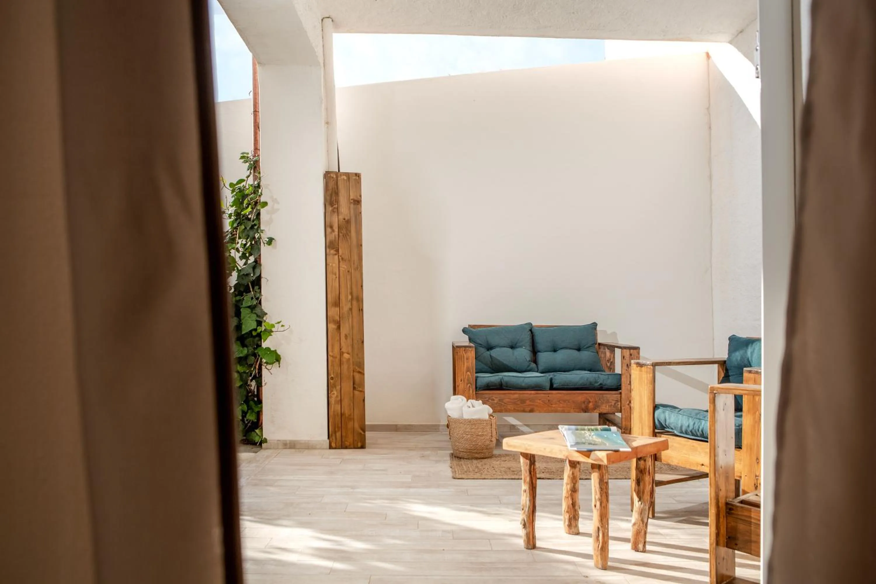 Property building in B&B Les Chambres Rooms & Suite