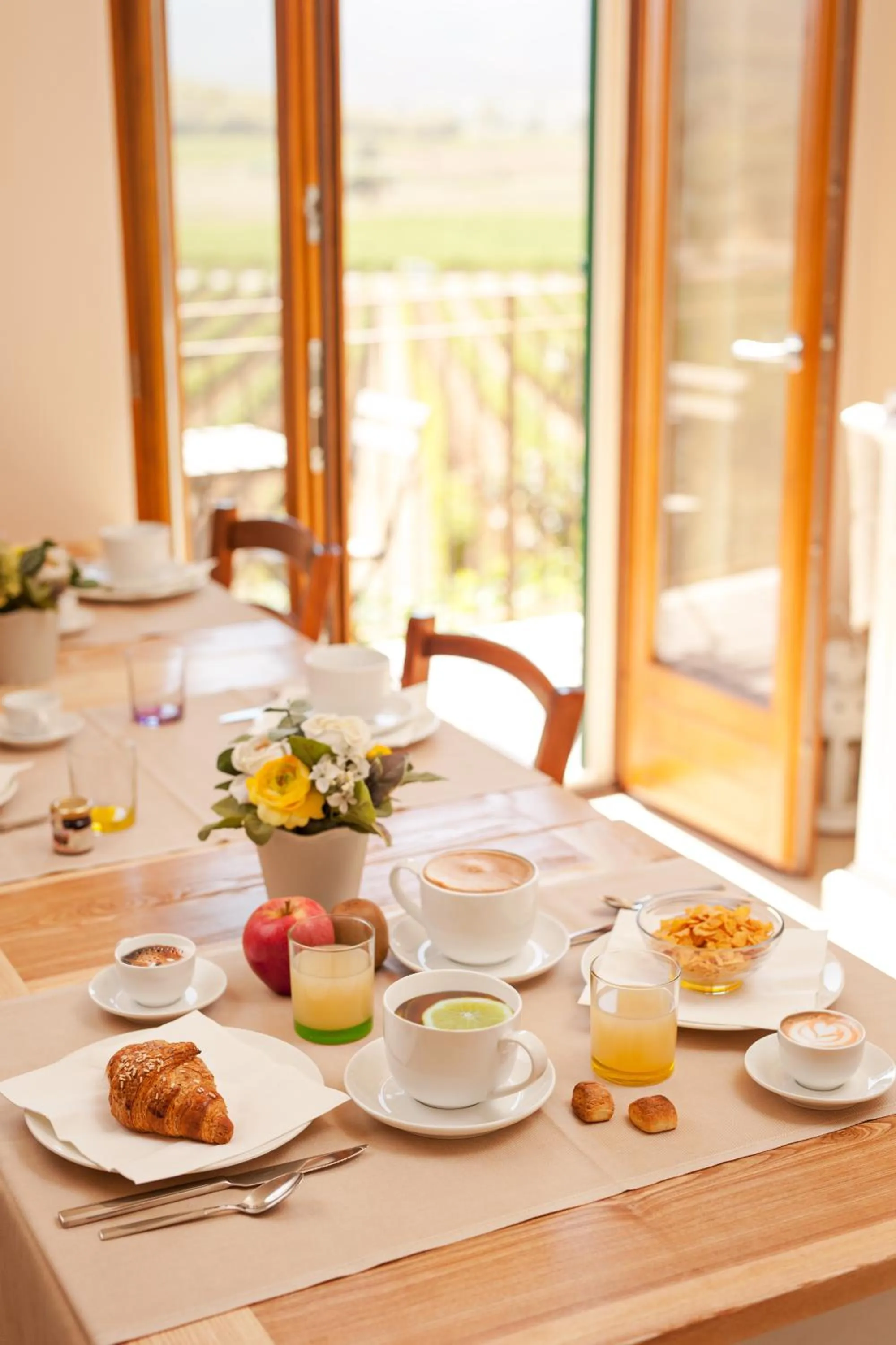 Communal lounge/ TV room in Poggiolivi Agriturismo Bio in Maremma