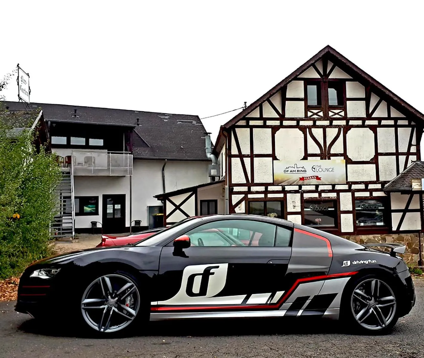 Facade/entrance in DF am Ring Nürburg