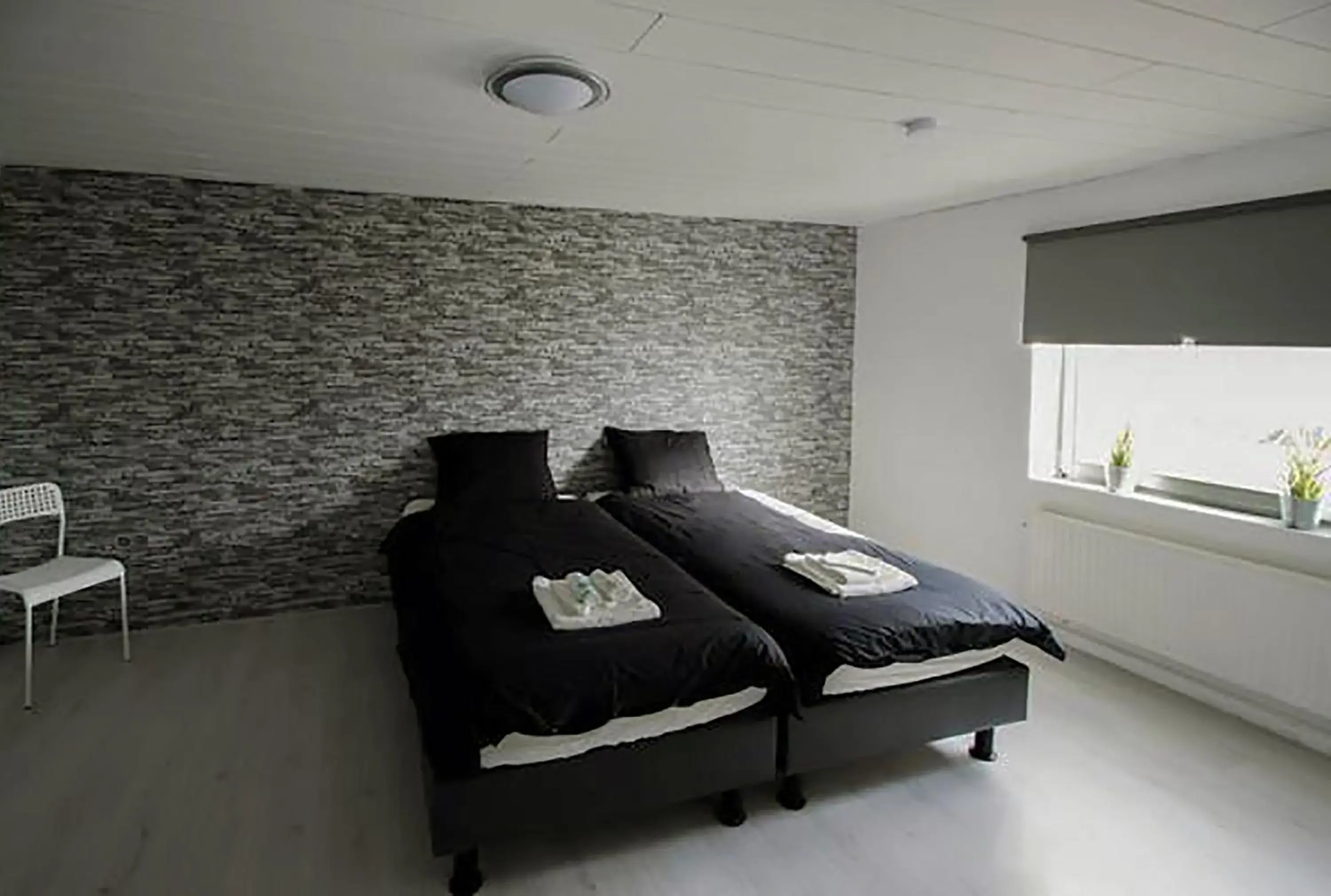 Twin Room with Private Bathroom in DF am Ring Nürburg Twin Room with Private Bathroom in DF am Ring Nürburg