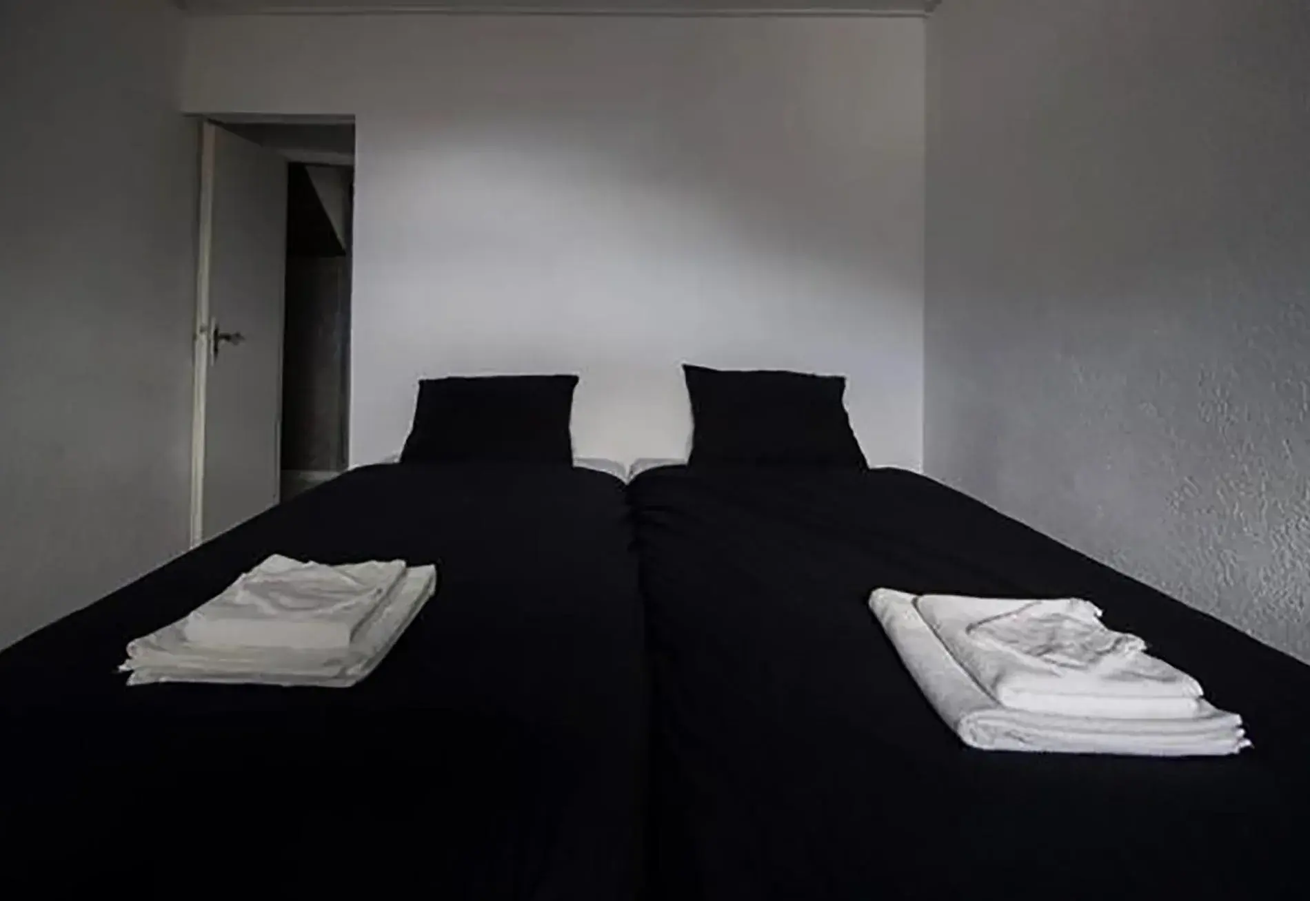Twin Room with Private Bathroom in DF am Ring Nürburg Twin Room with Private Bathroom in DF am Ring Nürburg