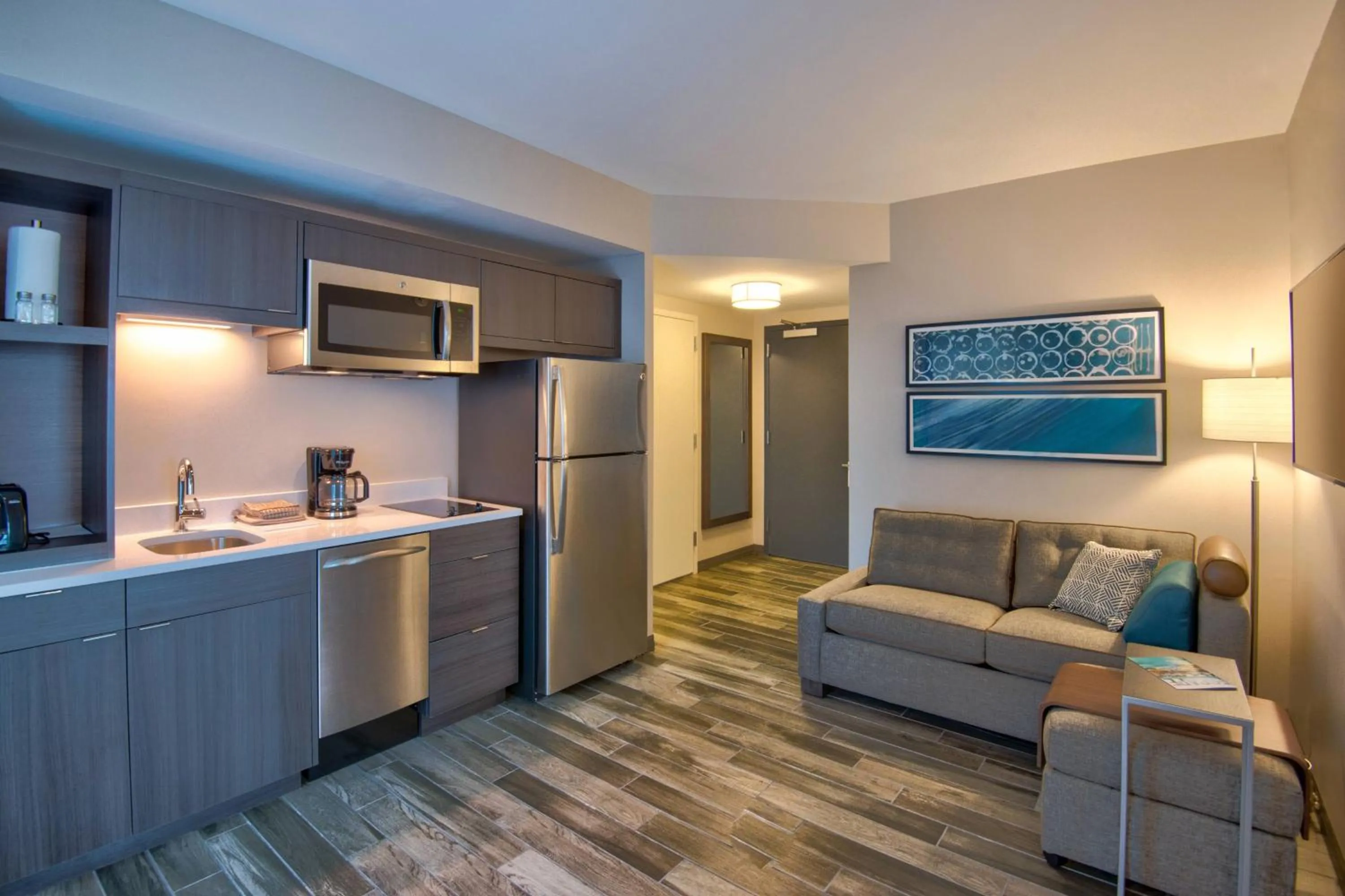 Bedroom in TownePlace Suites by Marriott Miami Airport
