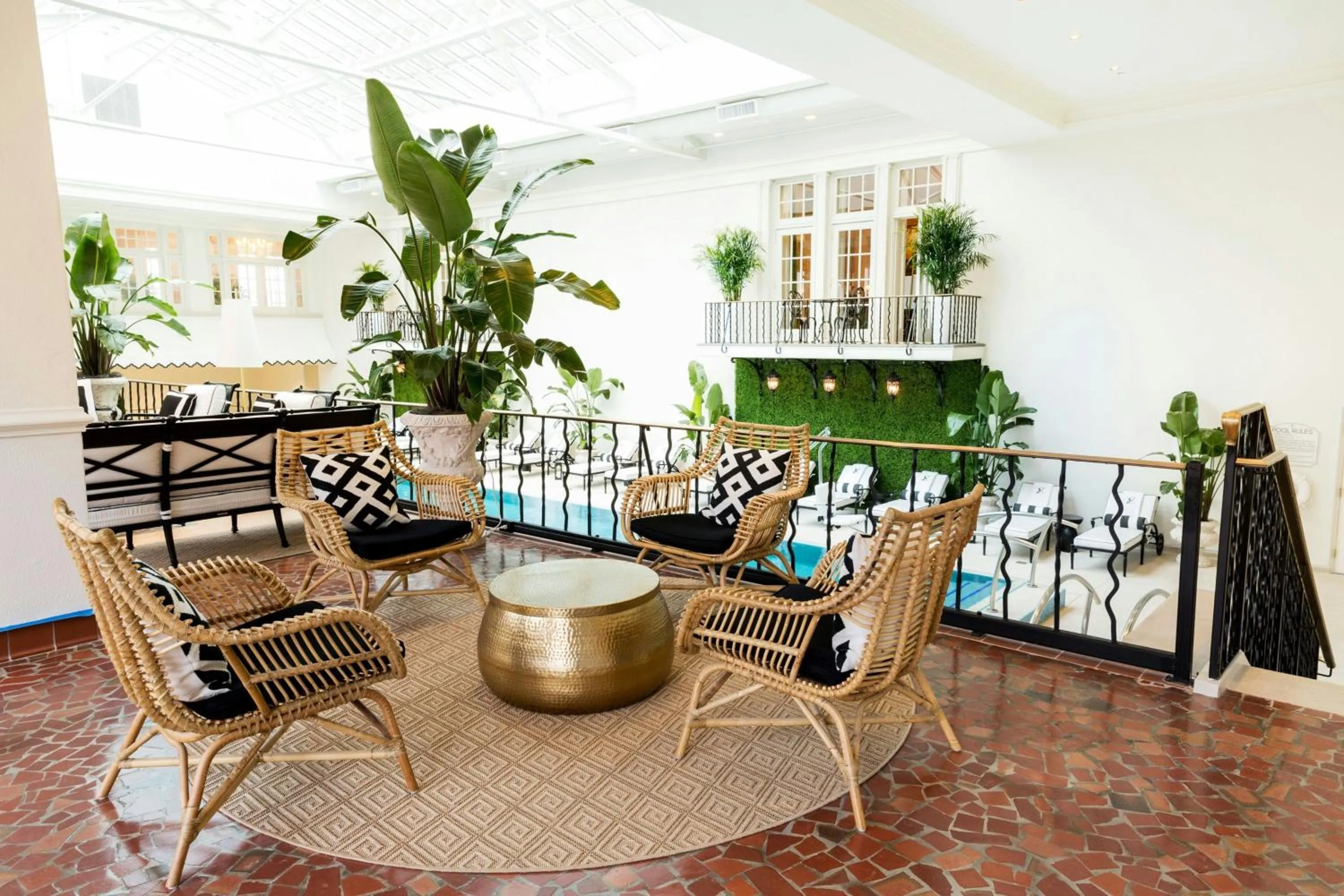 Swimming pool in The Cavalier Virginia Beach, Autograph Collection