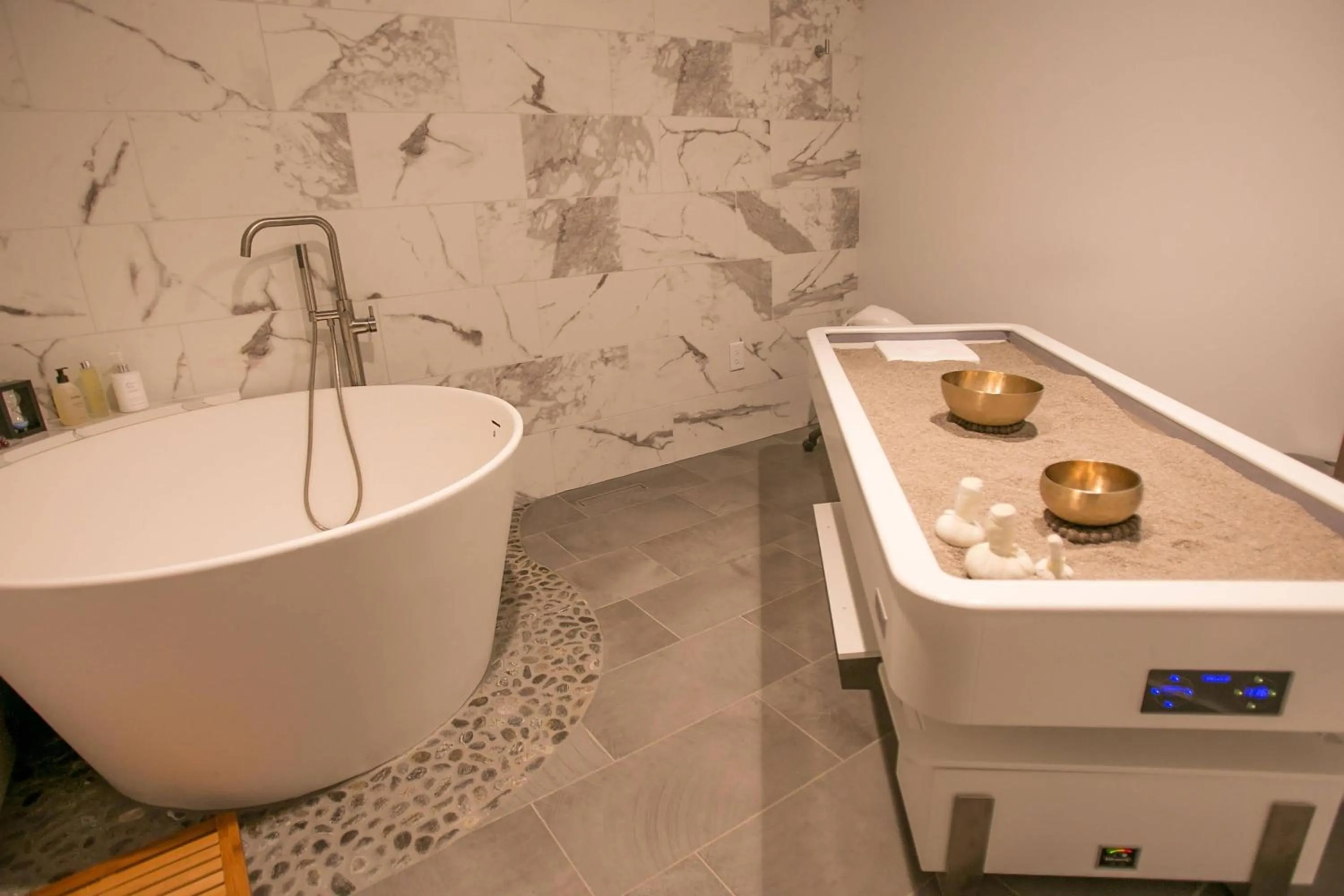 Spa and wellness centre/facilities in The Cavalier Virginia Beach, Autograph Collection