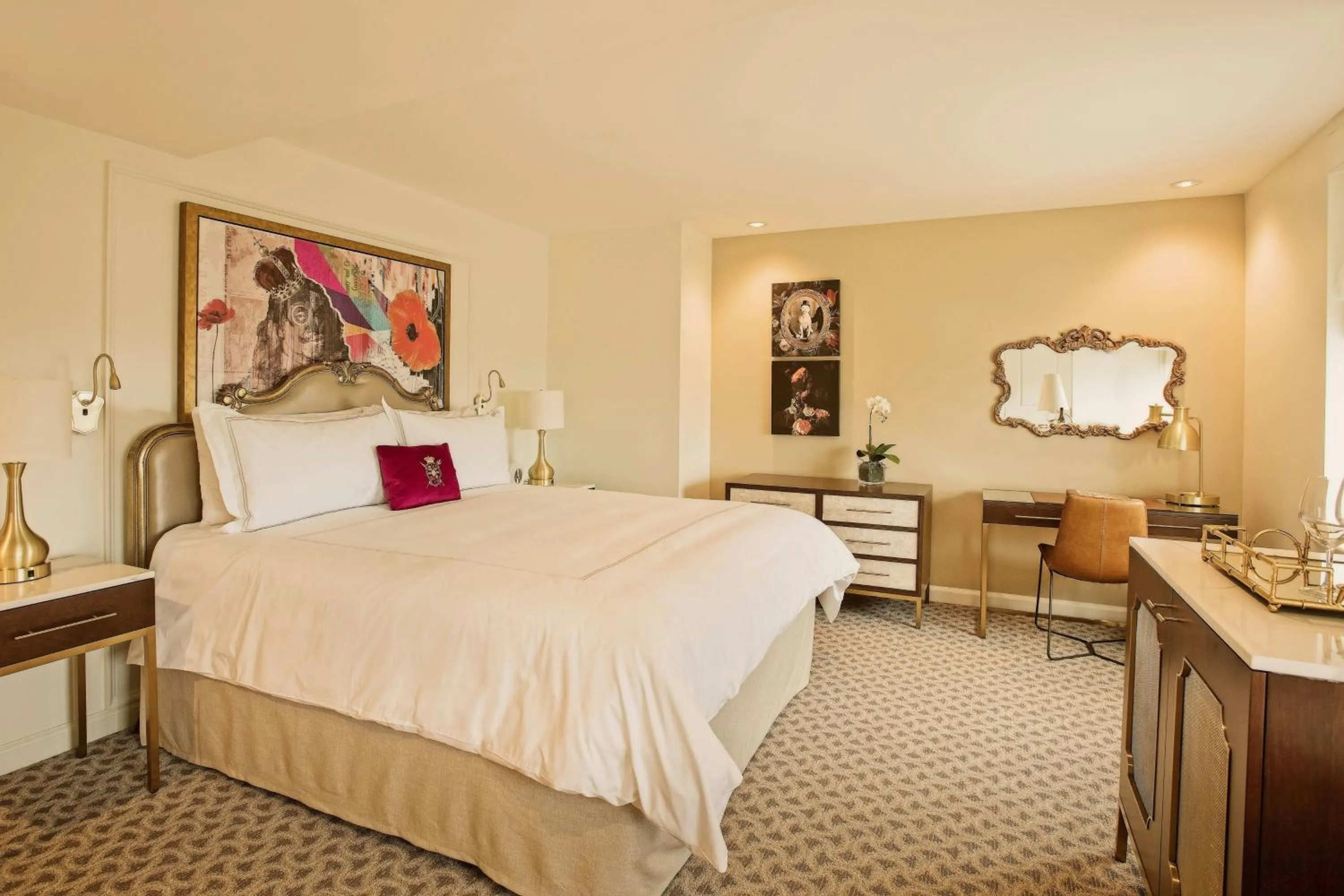 Photo of the whole room, Bed in The Cavalier Virginia Beach, Autograph Collection