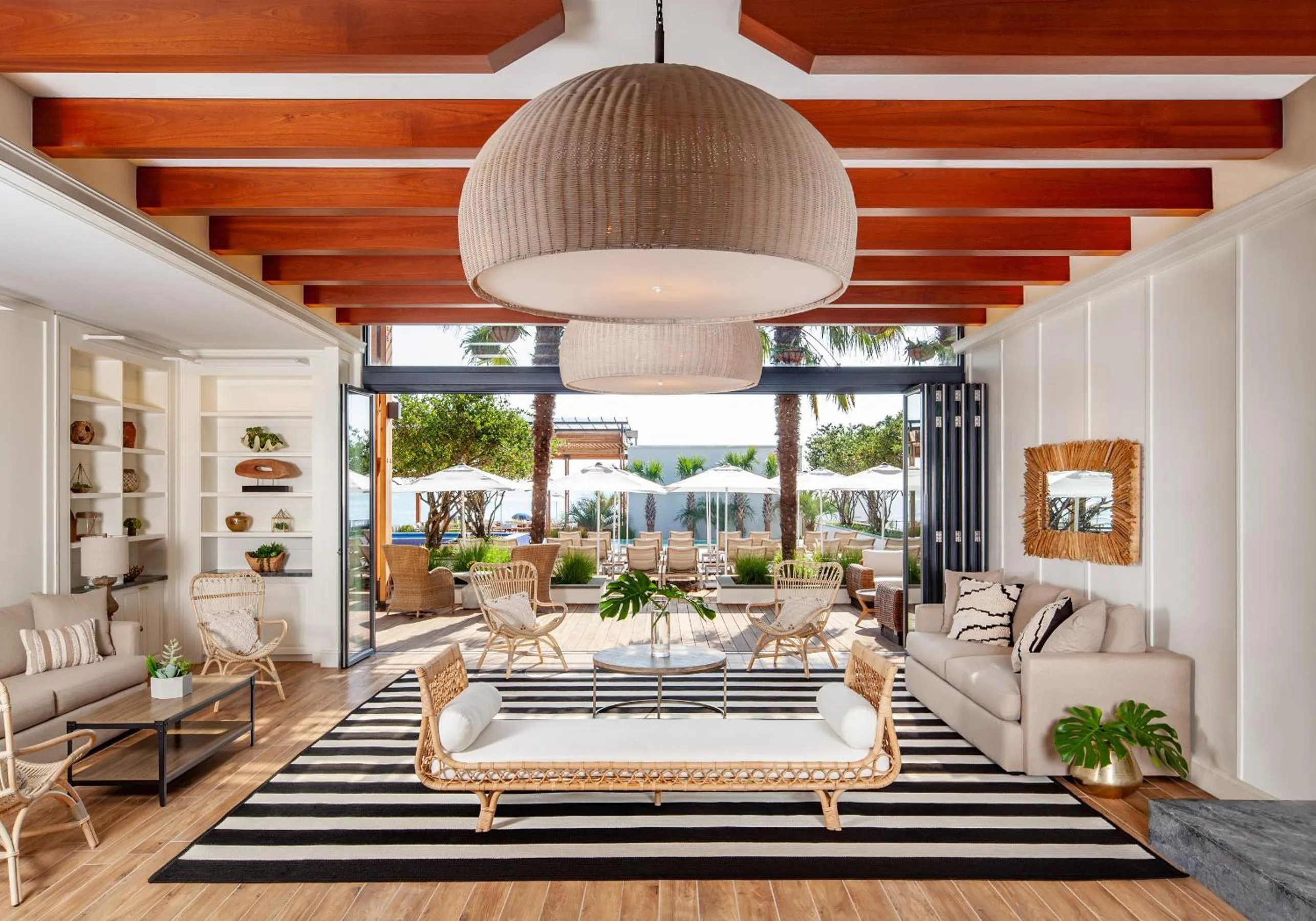 Seating area in The Cavalier Virginia Beach, Autograph Collection