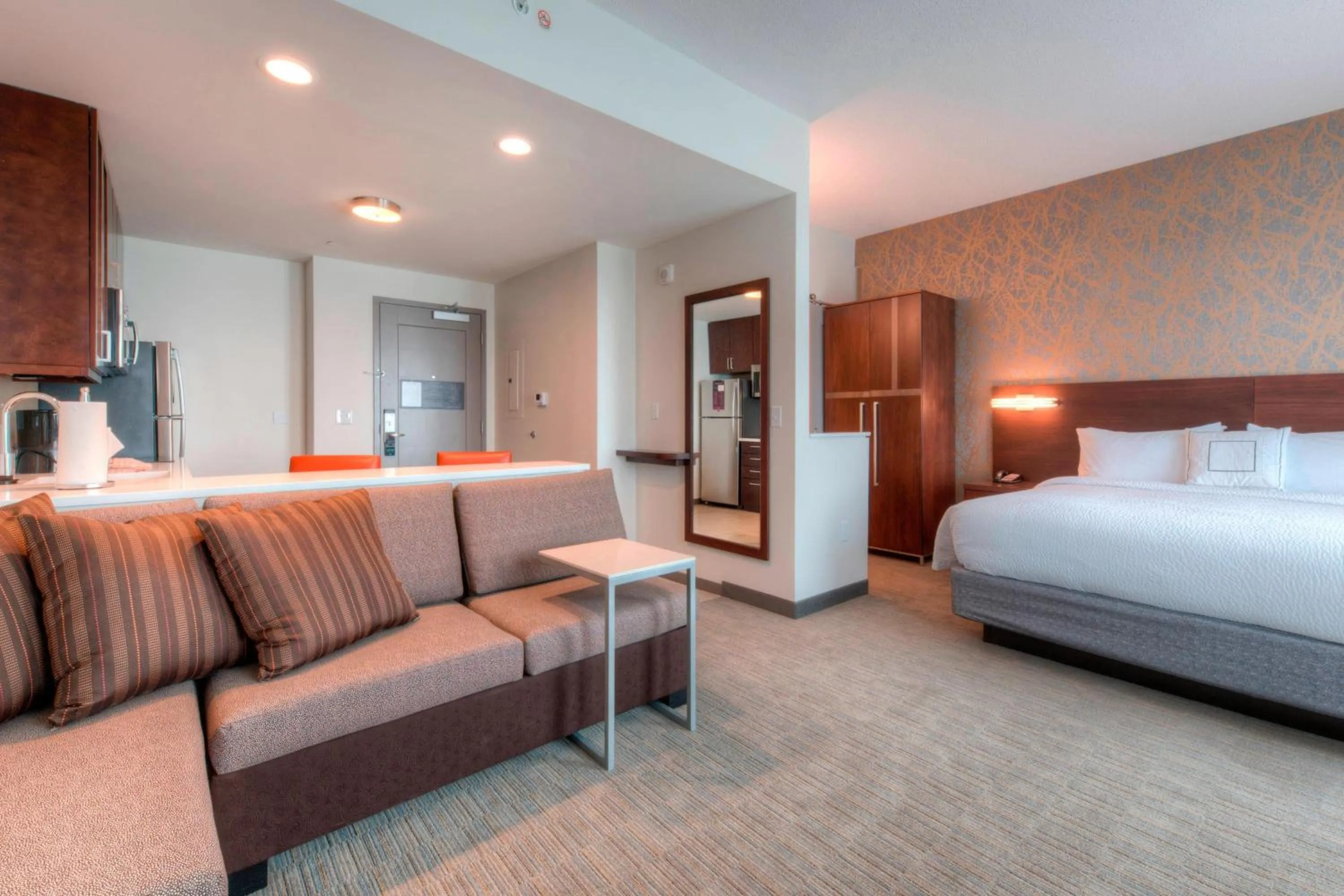 Living room, Bed in Residence Inn by Marriott Raleigh Downtown