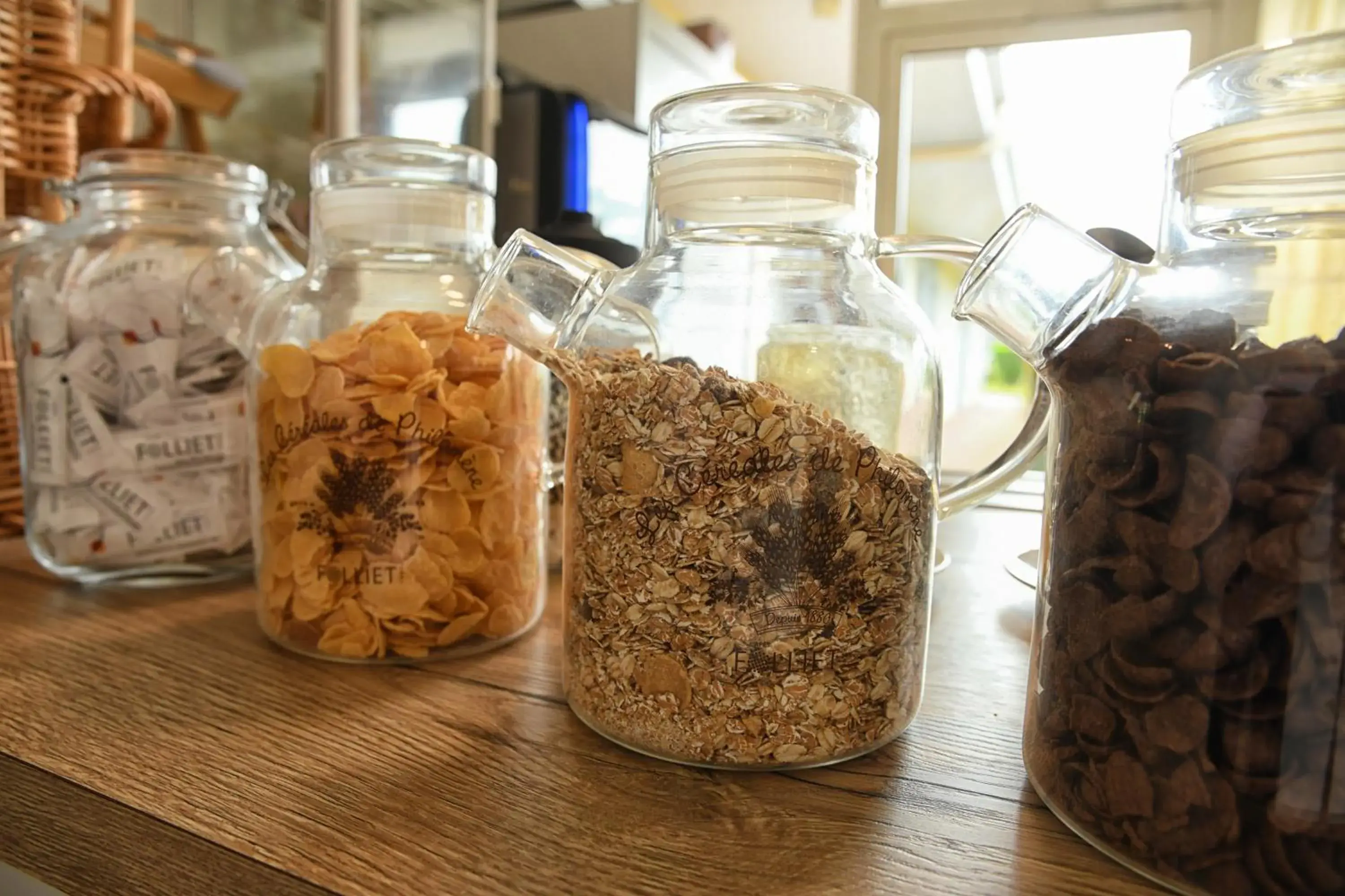 Breakfast in The Originals Access, Hôtel Le Lutéa Breakfast in The Originals Access, Hôtel Le Lutéa