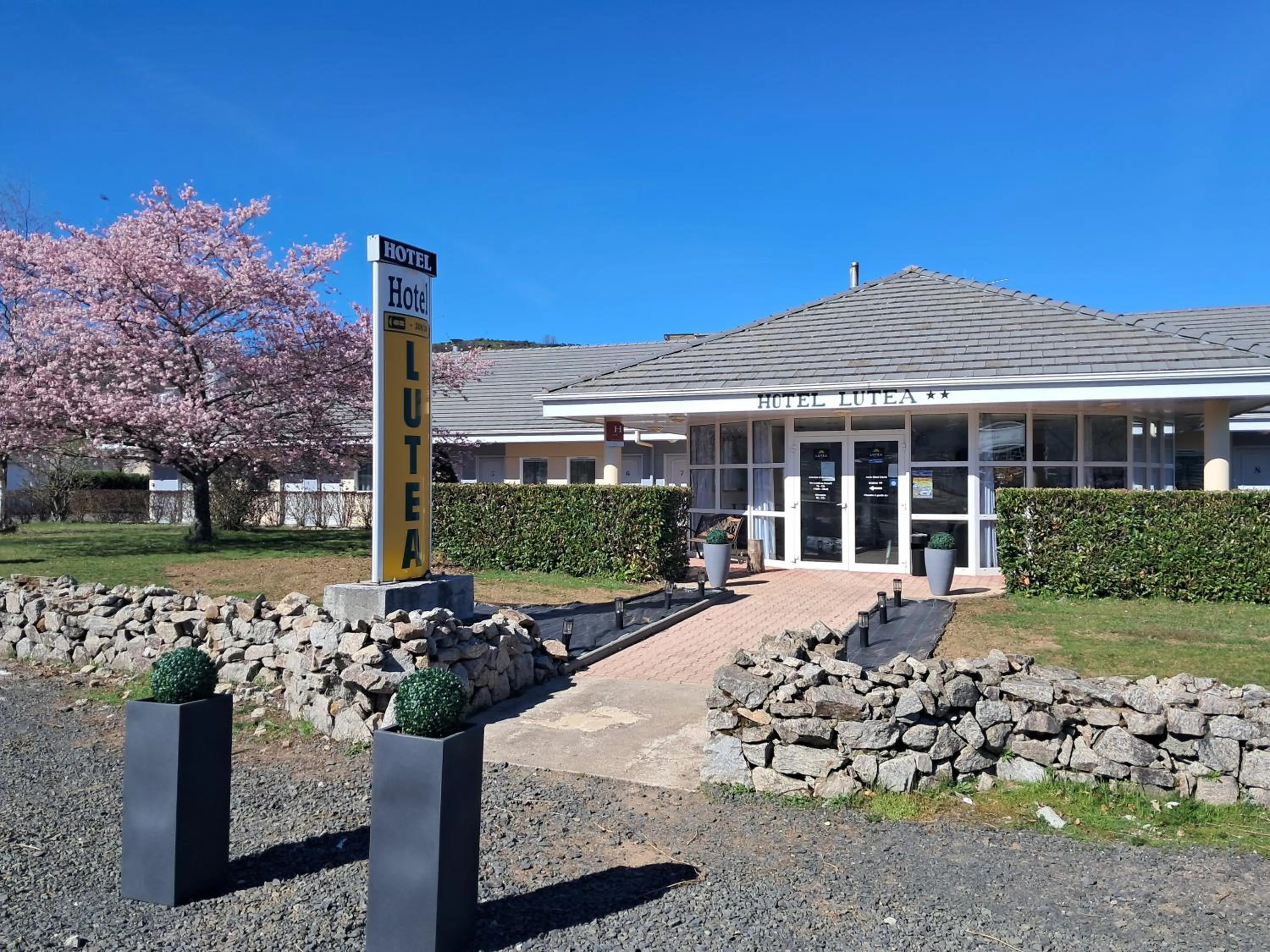 Property building in The Originals Access, Hôtel Le Lutéa