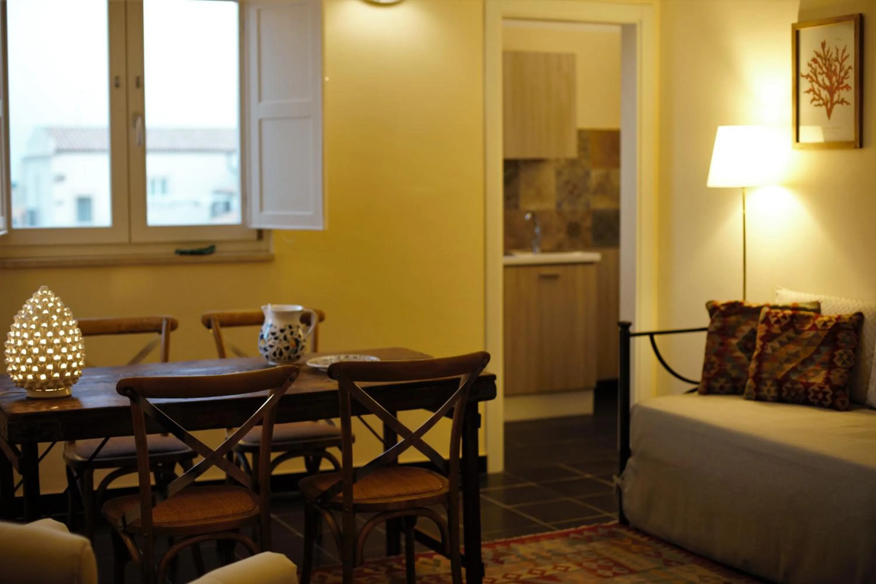 Dining area in Lanterne Magiche Ortigia