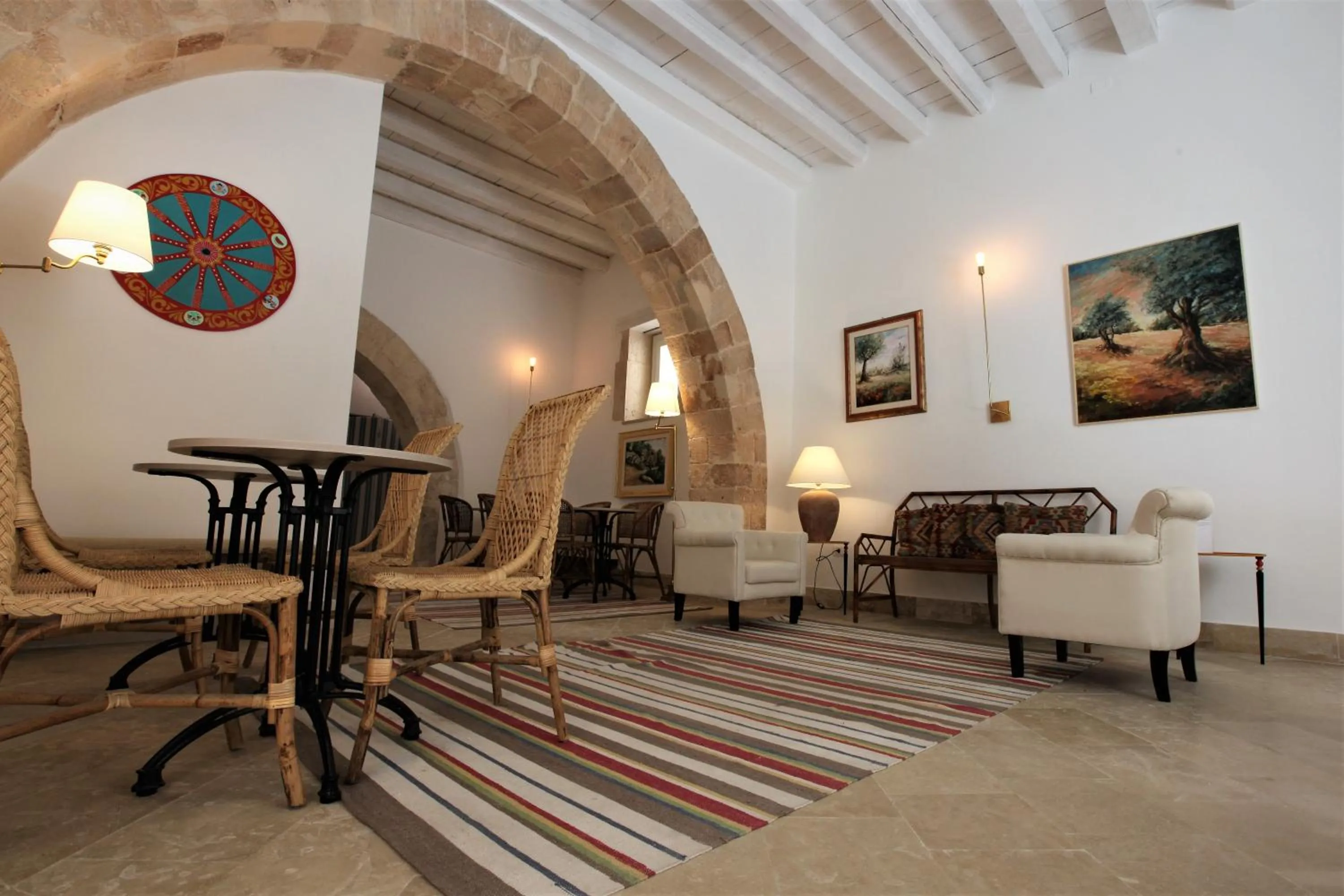 Communal lounge/ TV room in Lanterne Magiche Ortigia
