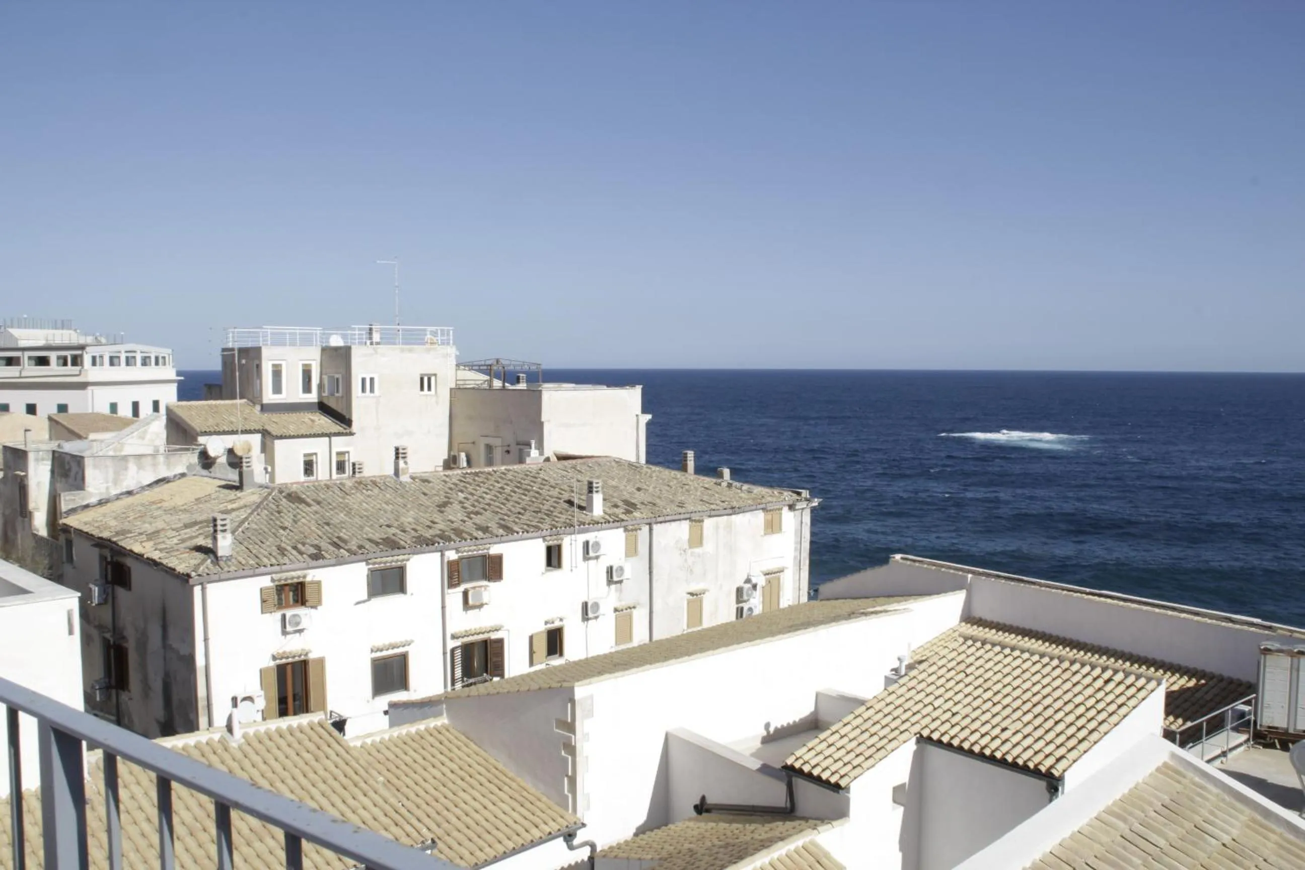 Balcony/Terrace in Lanterne Magiche Ortigia