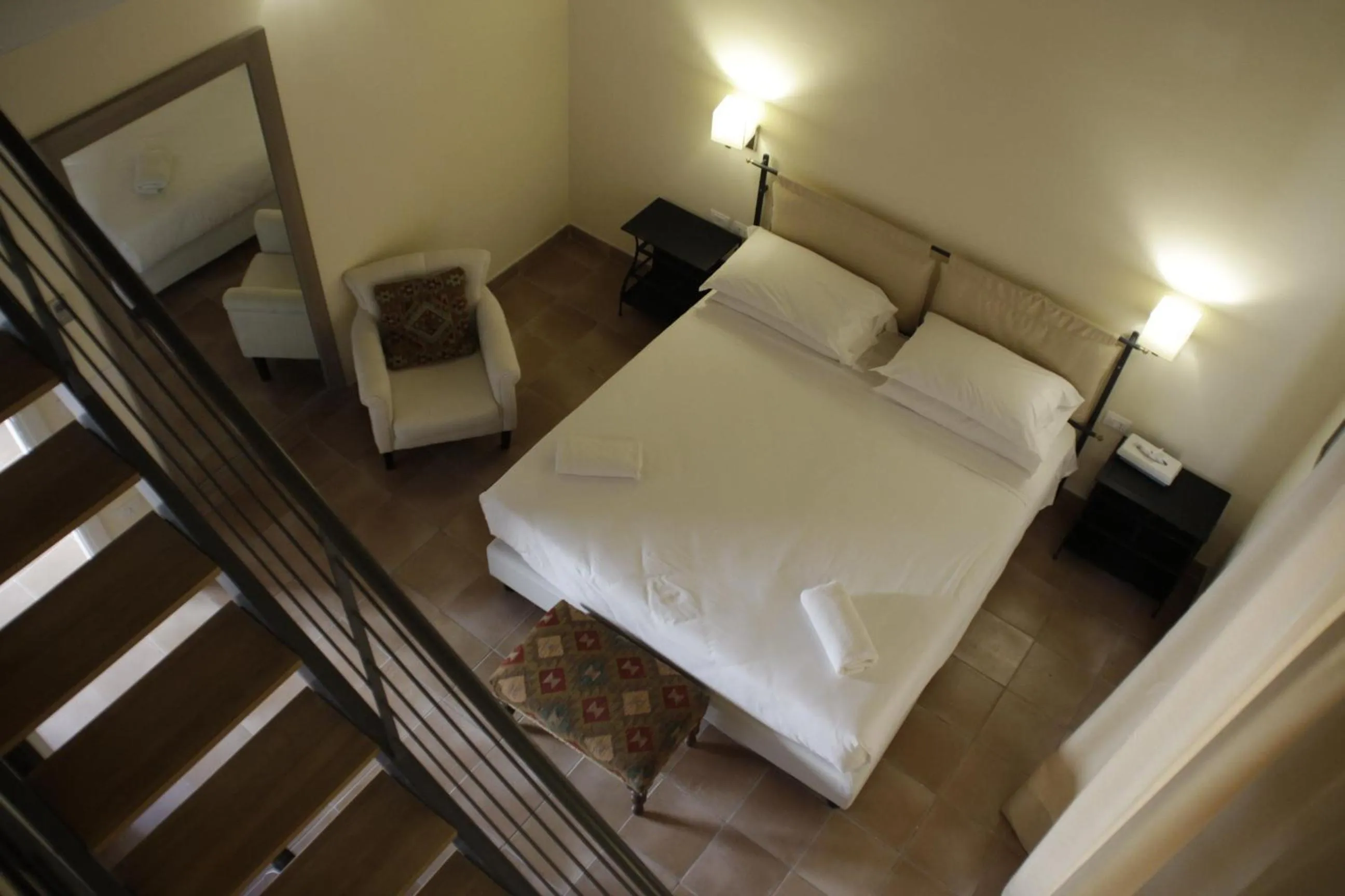 Photo of the whole room, Bed in Lanterne Magiche Ortigia