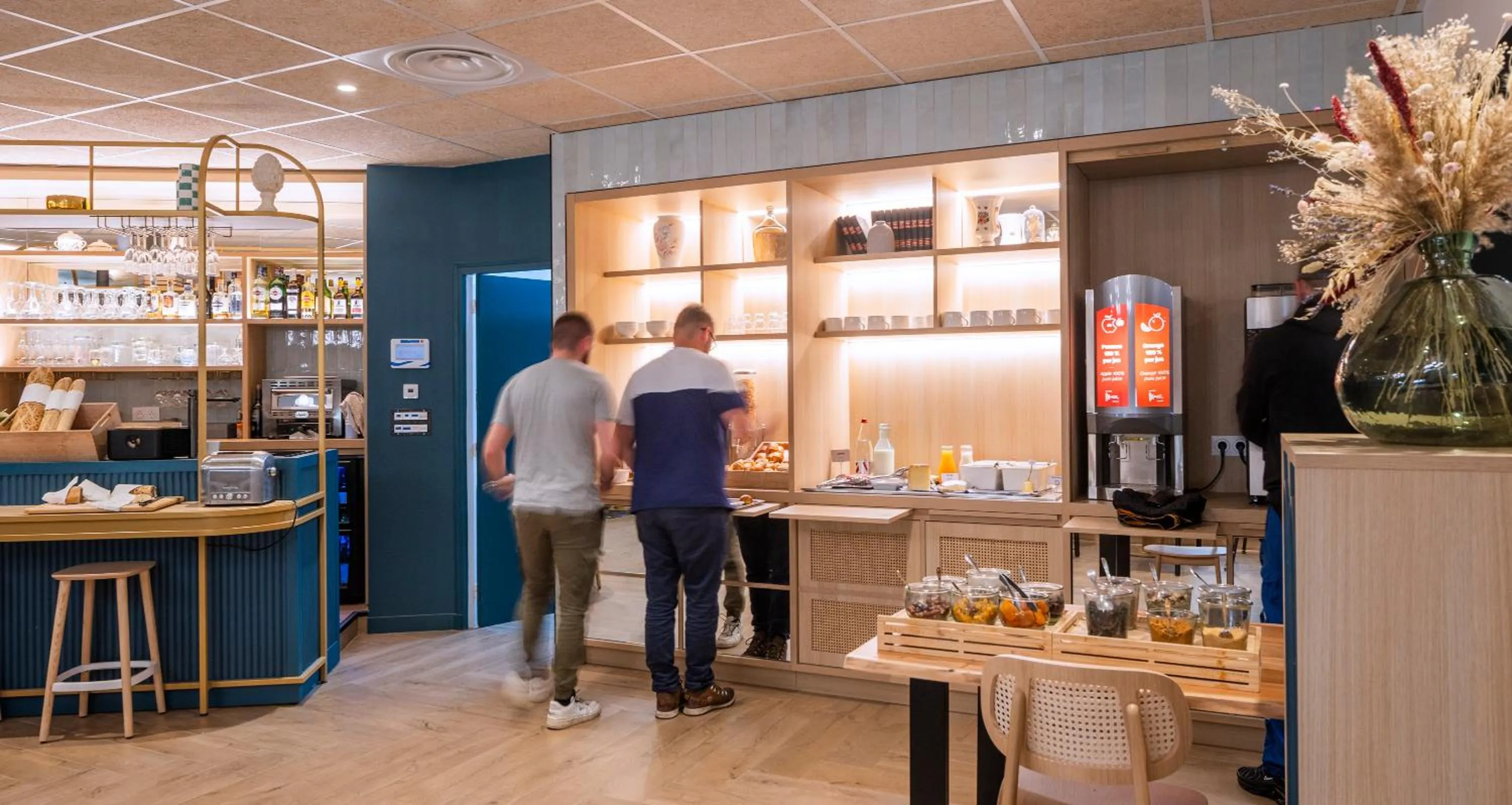 Breakfast in ibis Styles Pontivy centre Bretagne