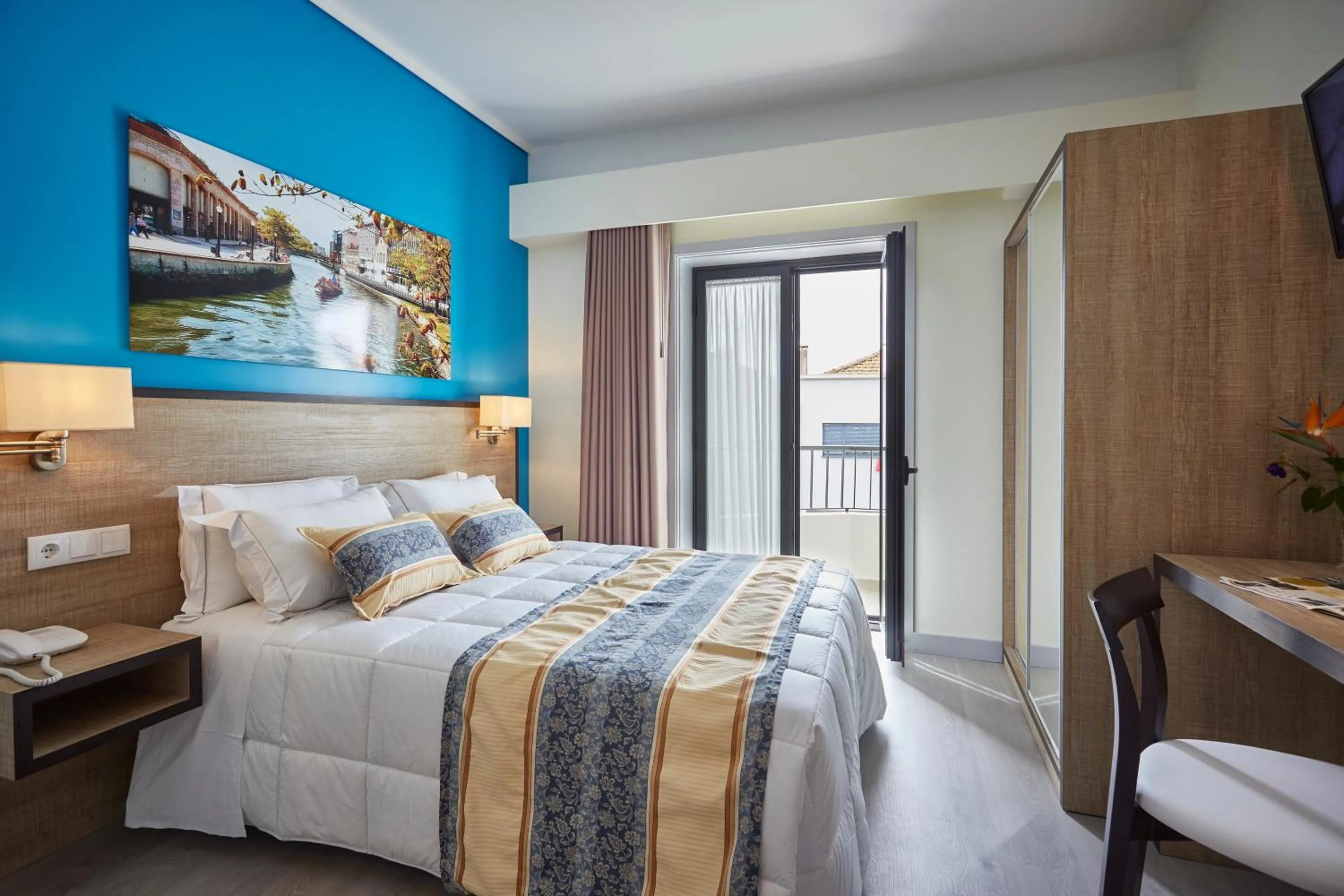 Decorative detail, Bed in Suites & Hostel Cidade Aveiro