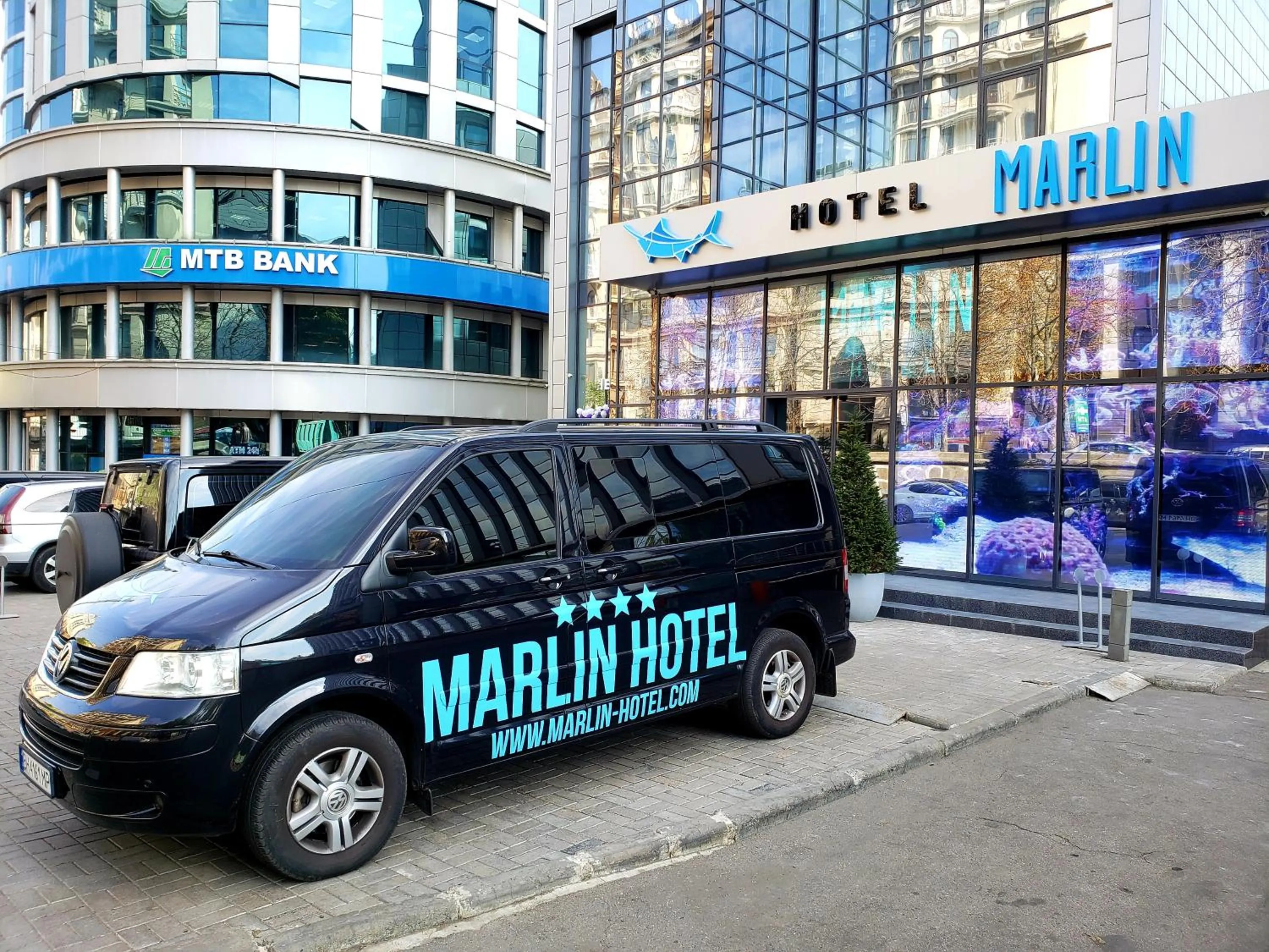 Parking in Marlin