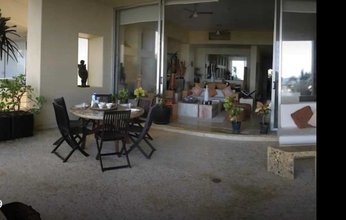 Oceanfront Apartment at Punta Diamante