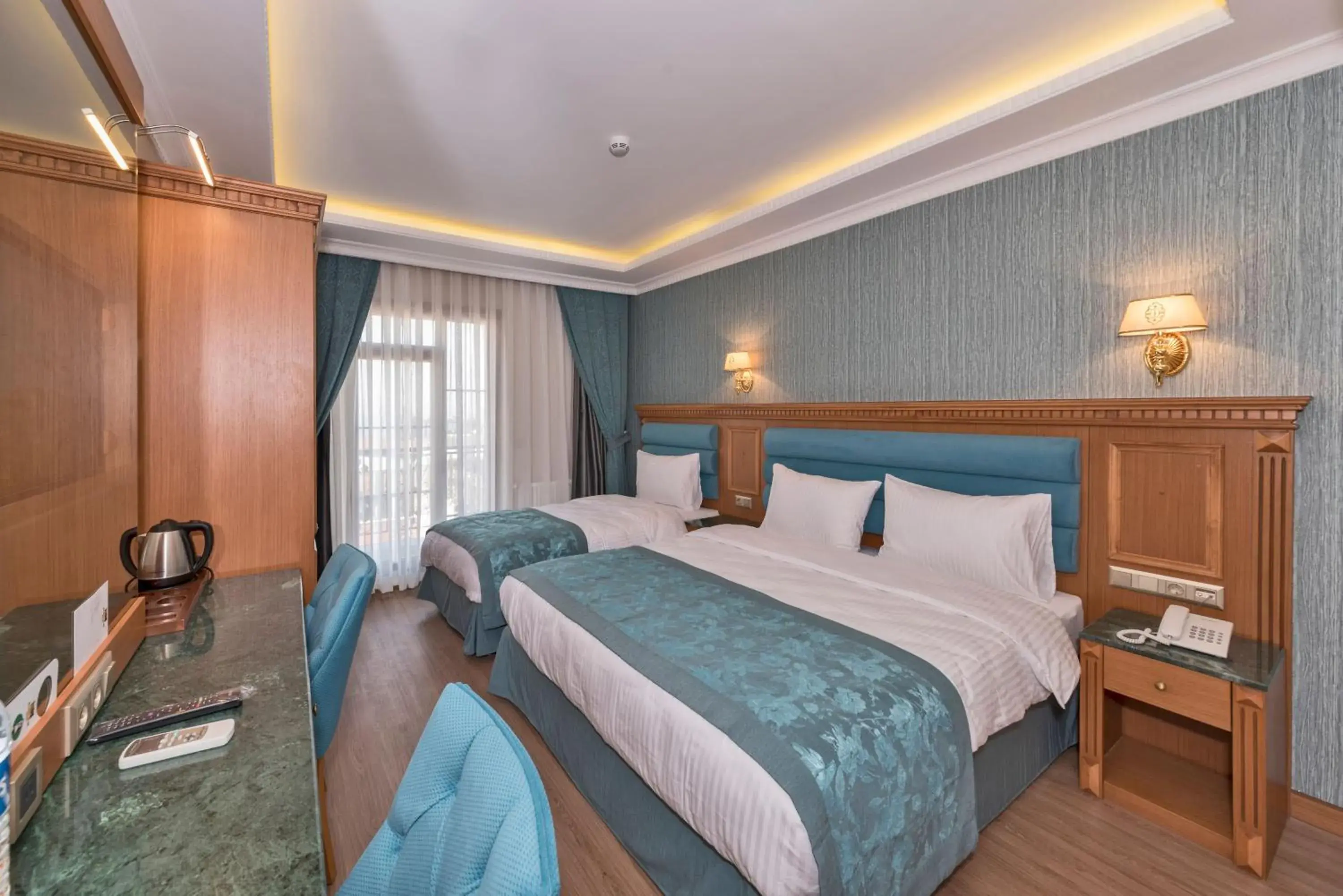 Photo of the whole room, Bed in Magnaura House Hotel Photo of the whole room, Bed in Magnaura House Hotel