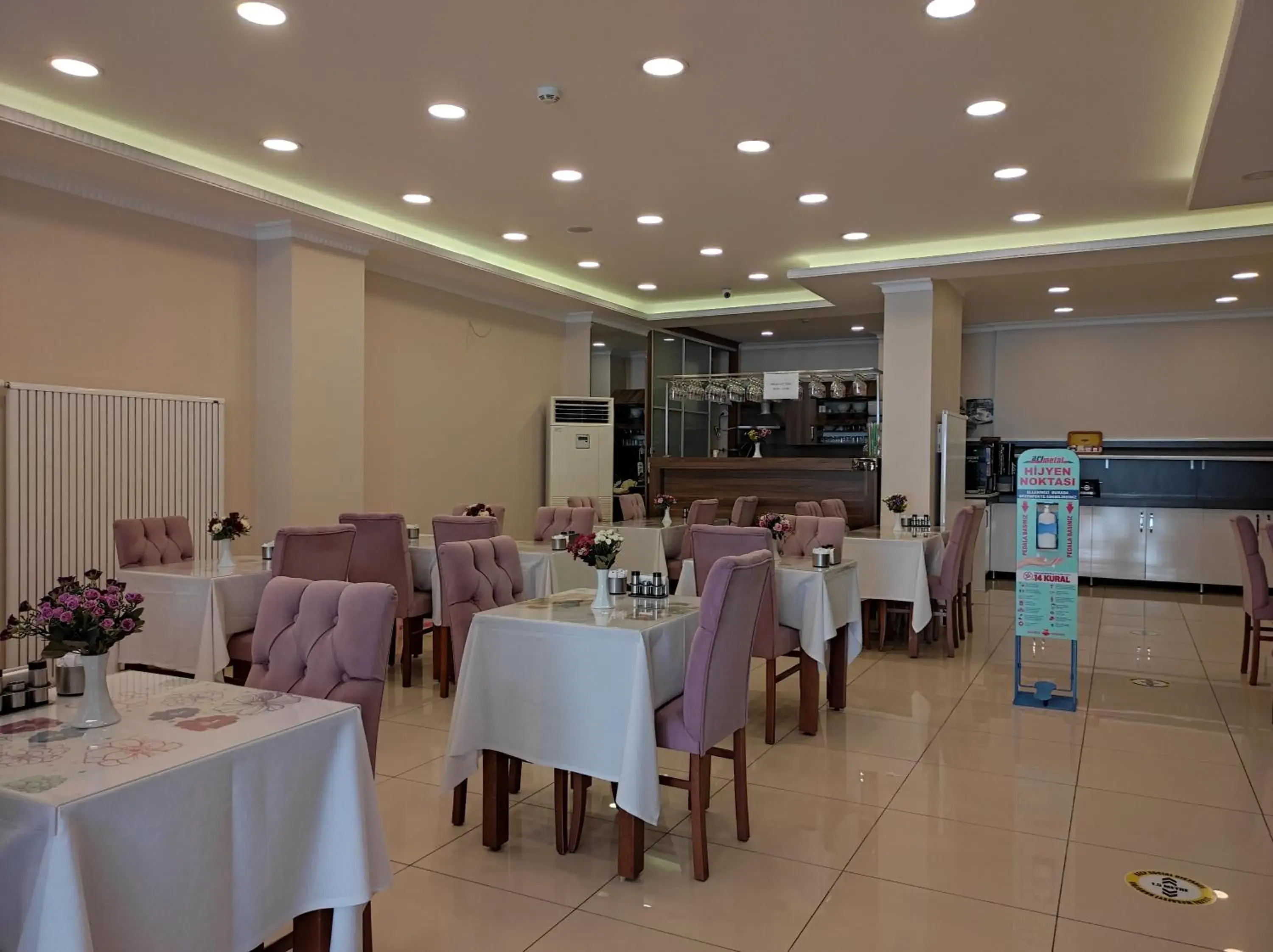 Restaurant/places to eat in Magnaura House Hotel Restaurant/places to eat in Magnaura House Hotel