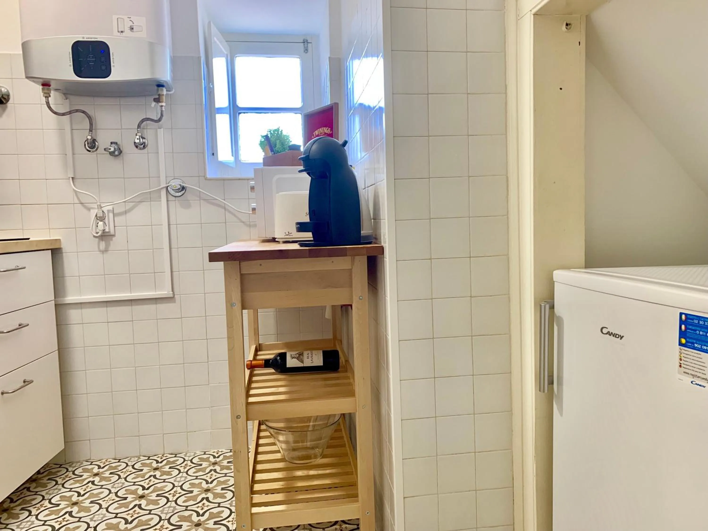 Kitchen or kitchenette in Apartments Center Castelo de São Jorge