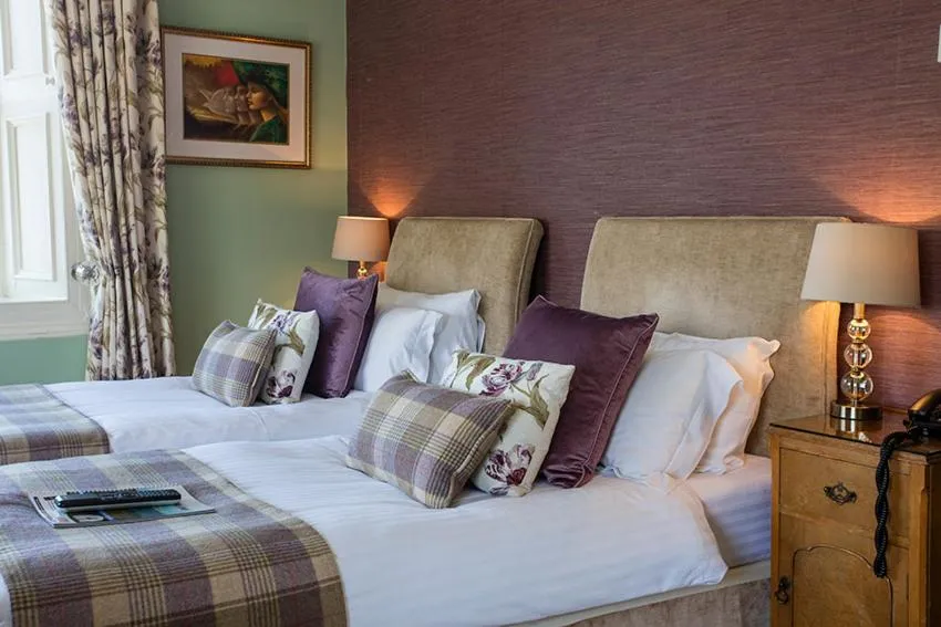 Bedroom, Bed in Port Charlotte Hotel