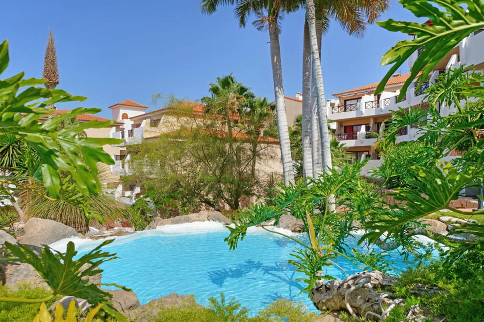 Nice apartment on the Golf Course by the beach