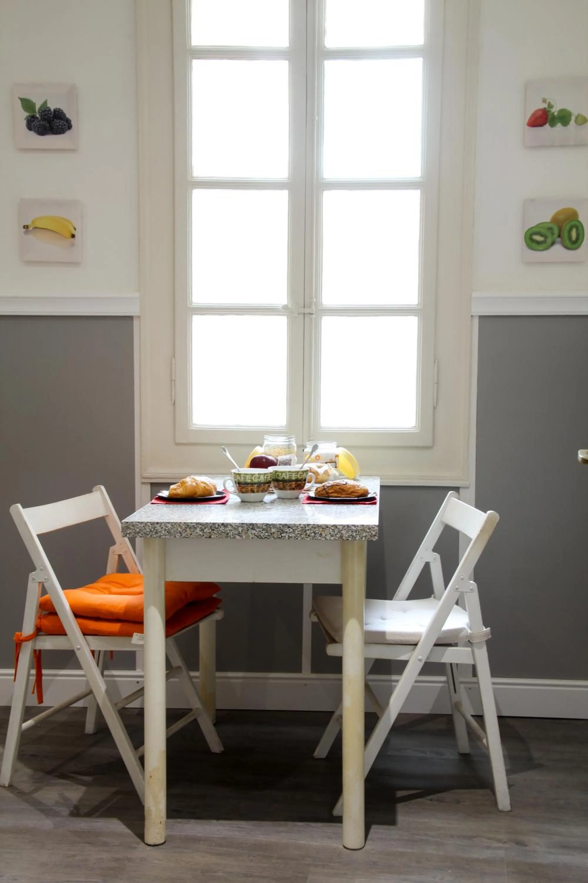 Max Apartment
