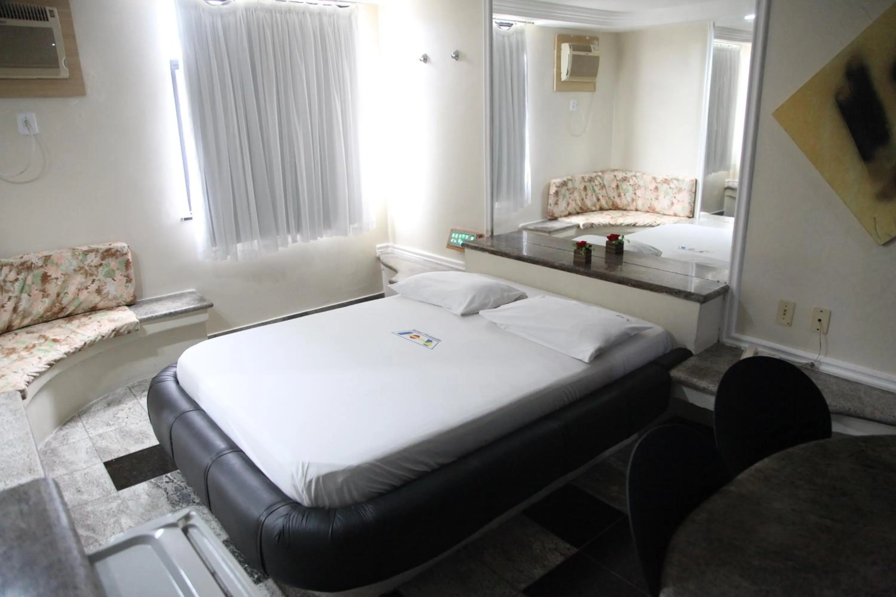 Bed in Piramide Stella Maris Adults Only