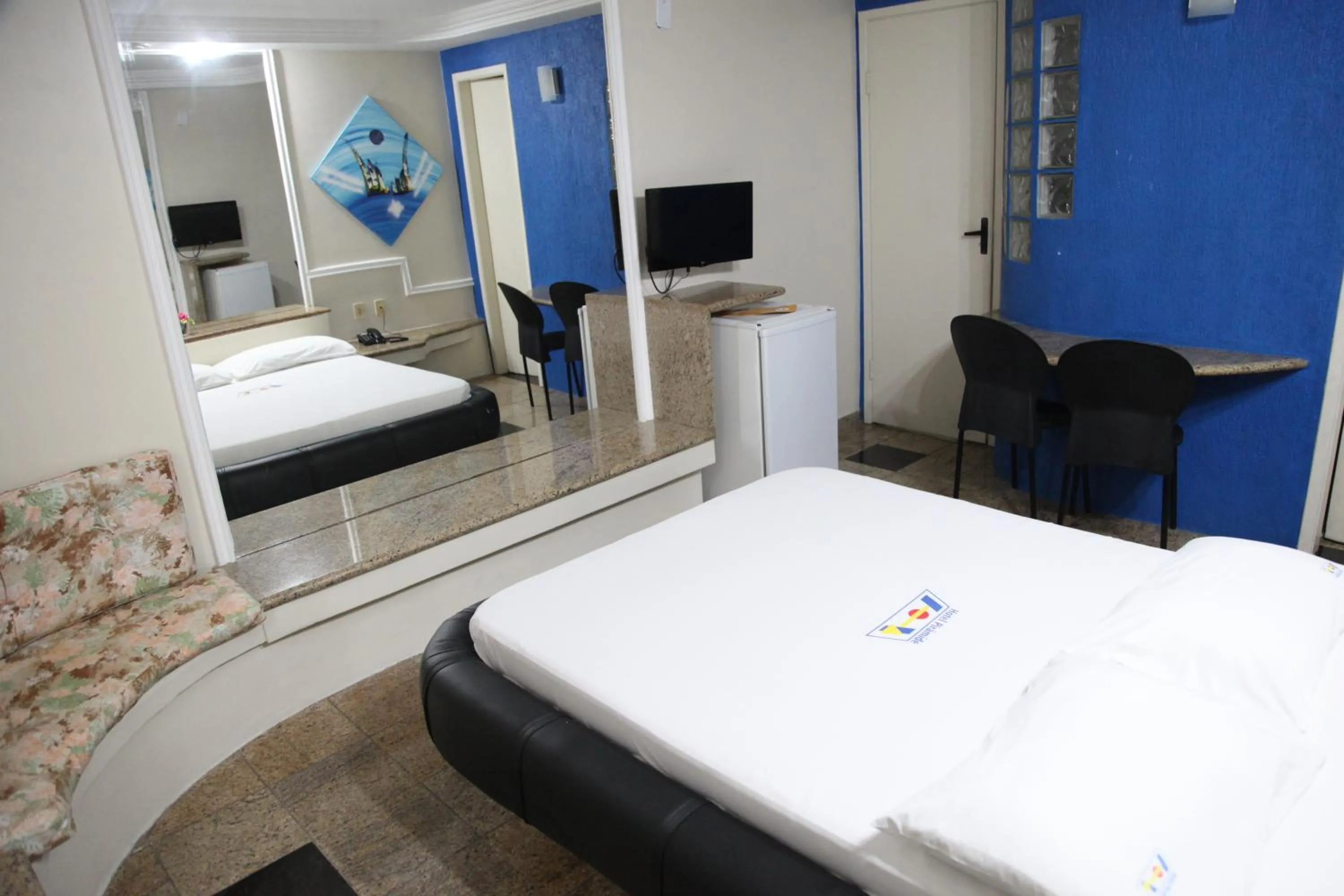 Bed in Piramide Stella Maris Adults Only
