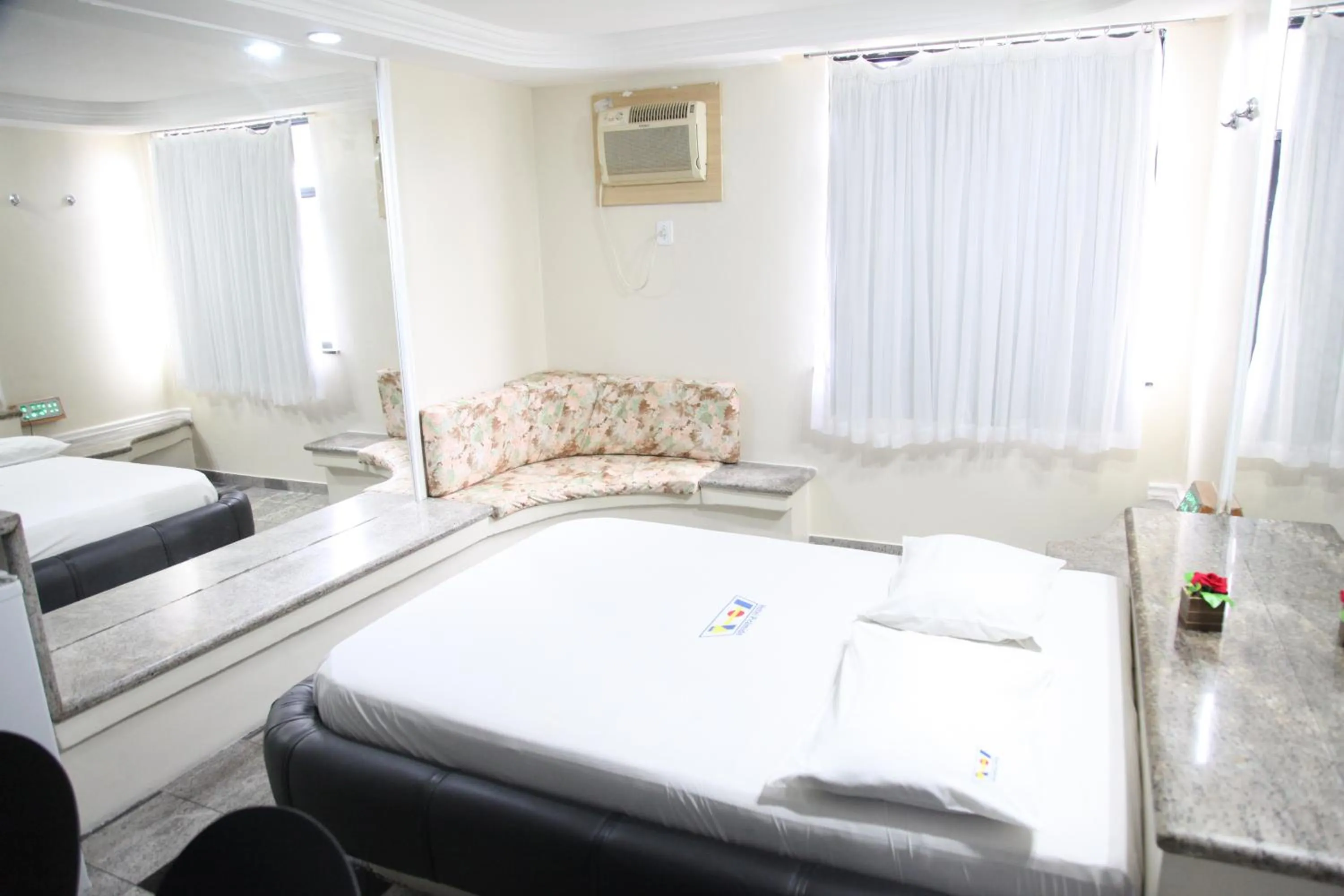 Bed in Piramide Stella Maris Adults Only