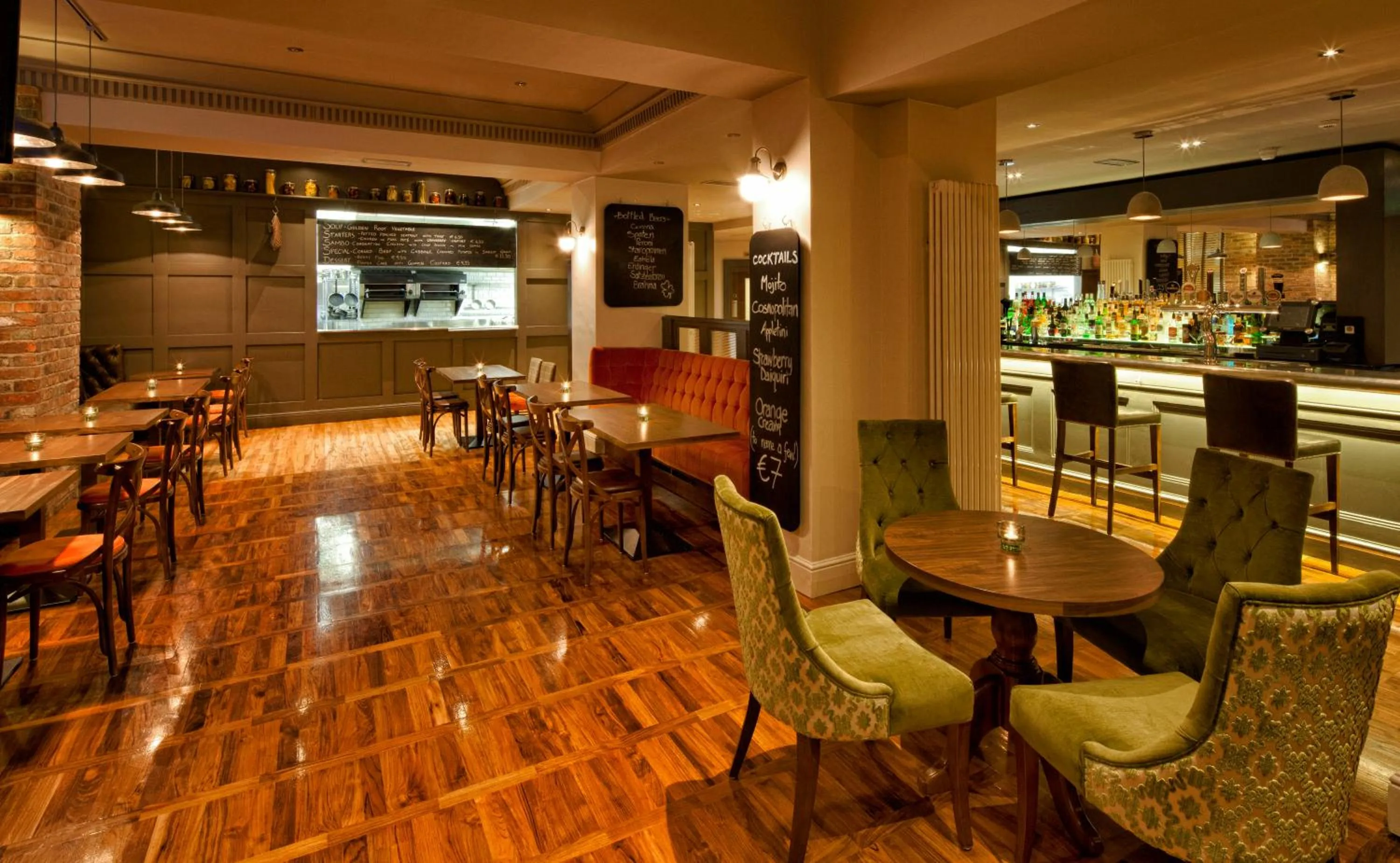 Lounge or bar in The Address Connolly