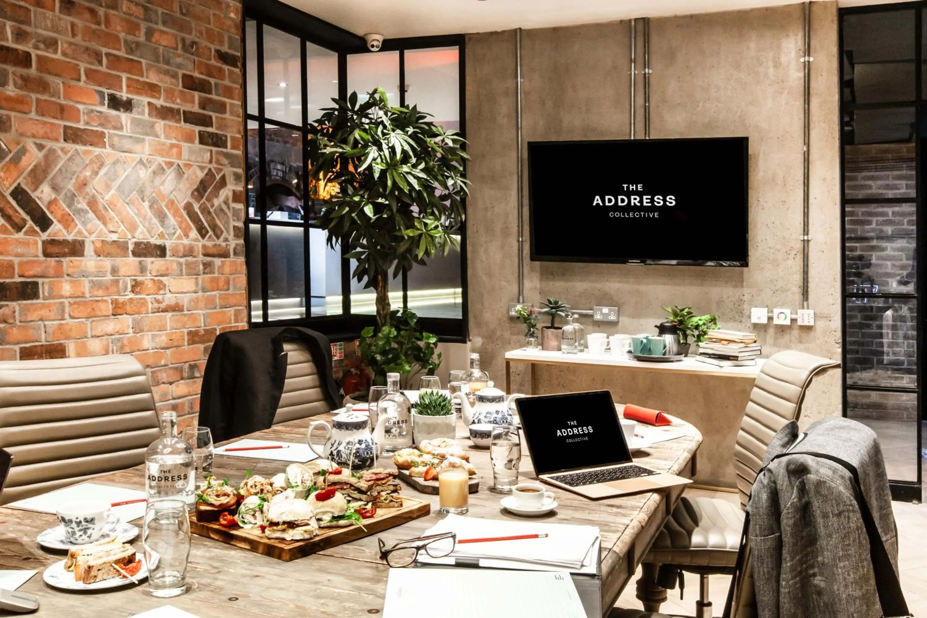 Meeting/conference room in The Address Connolly