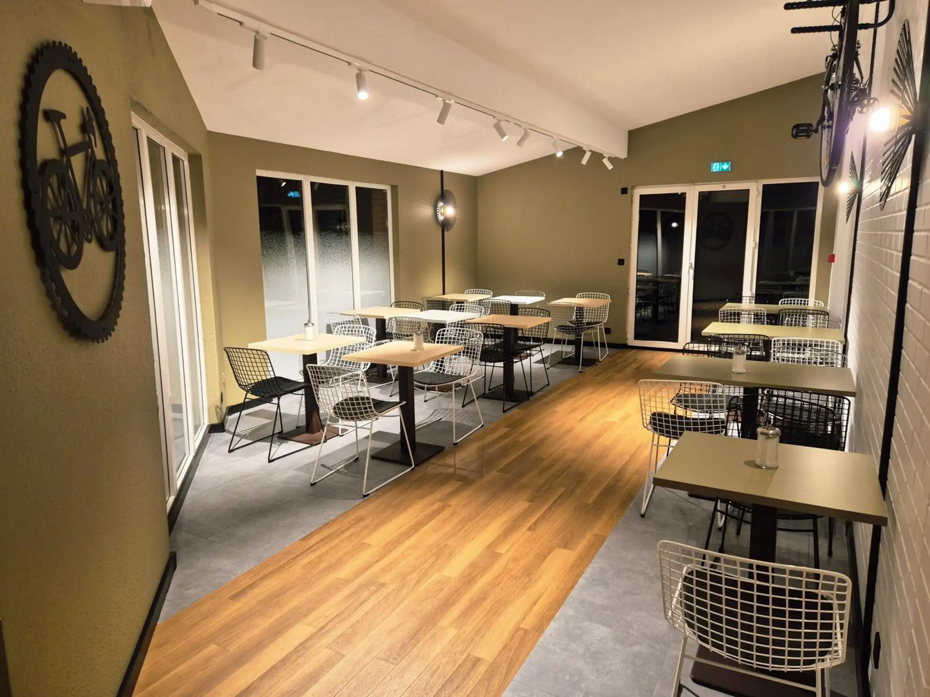 Breakfast in Hôtel Morphée Lille Villeneuve d'Ascq Breakfast in Hôtel Morphée Lille Villeneuve d'Ascq