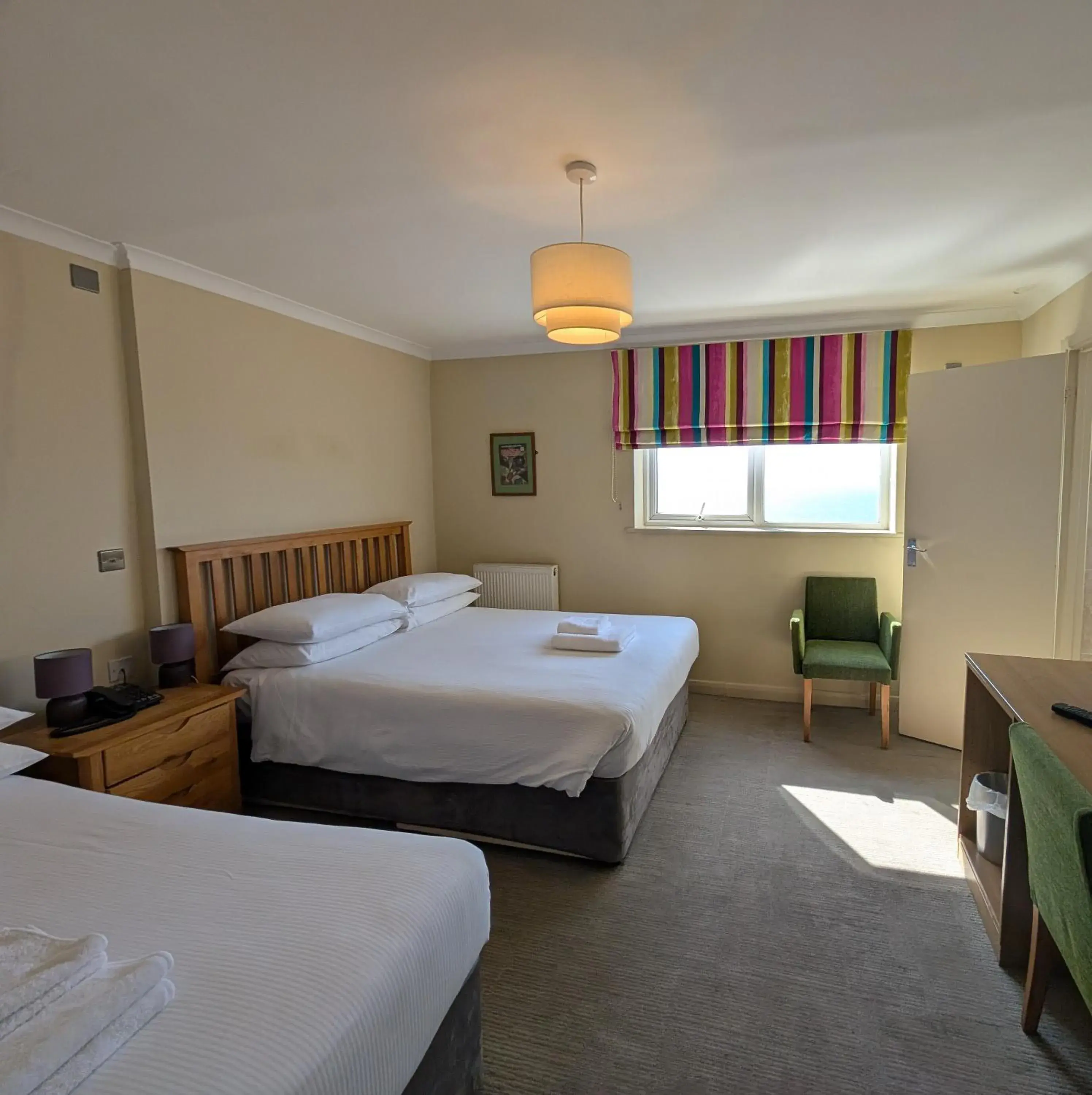 Twin Room with Sea View in The White Rock Hotel Twin Room with Sea View in The White Rock Hotel